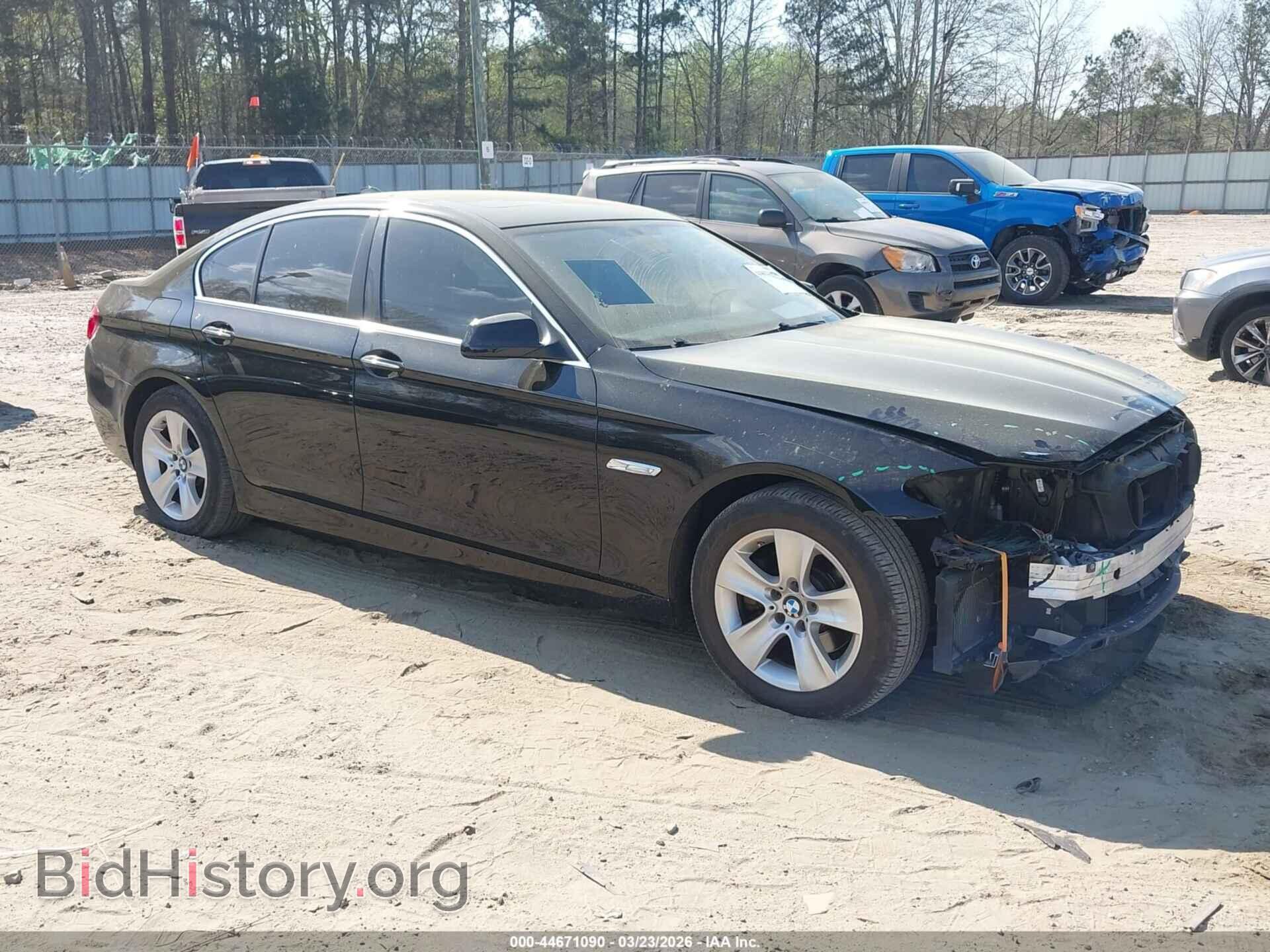 Фотография WBAXG5C59CDX05582 - BMW 528I 2012