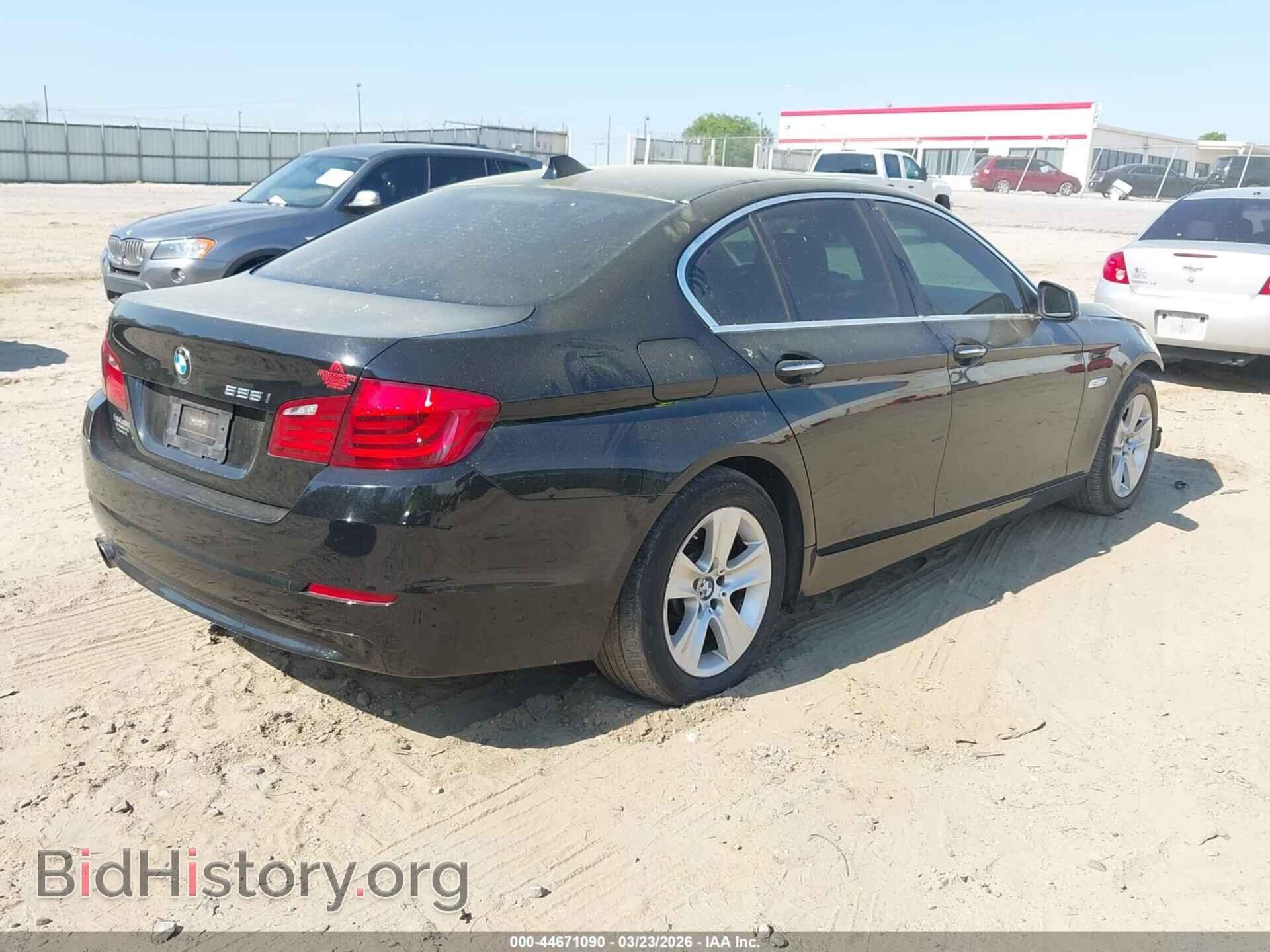 2012 BMW 528I - VIN: WBAXG5C59CDX05582 - Photo 4