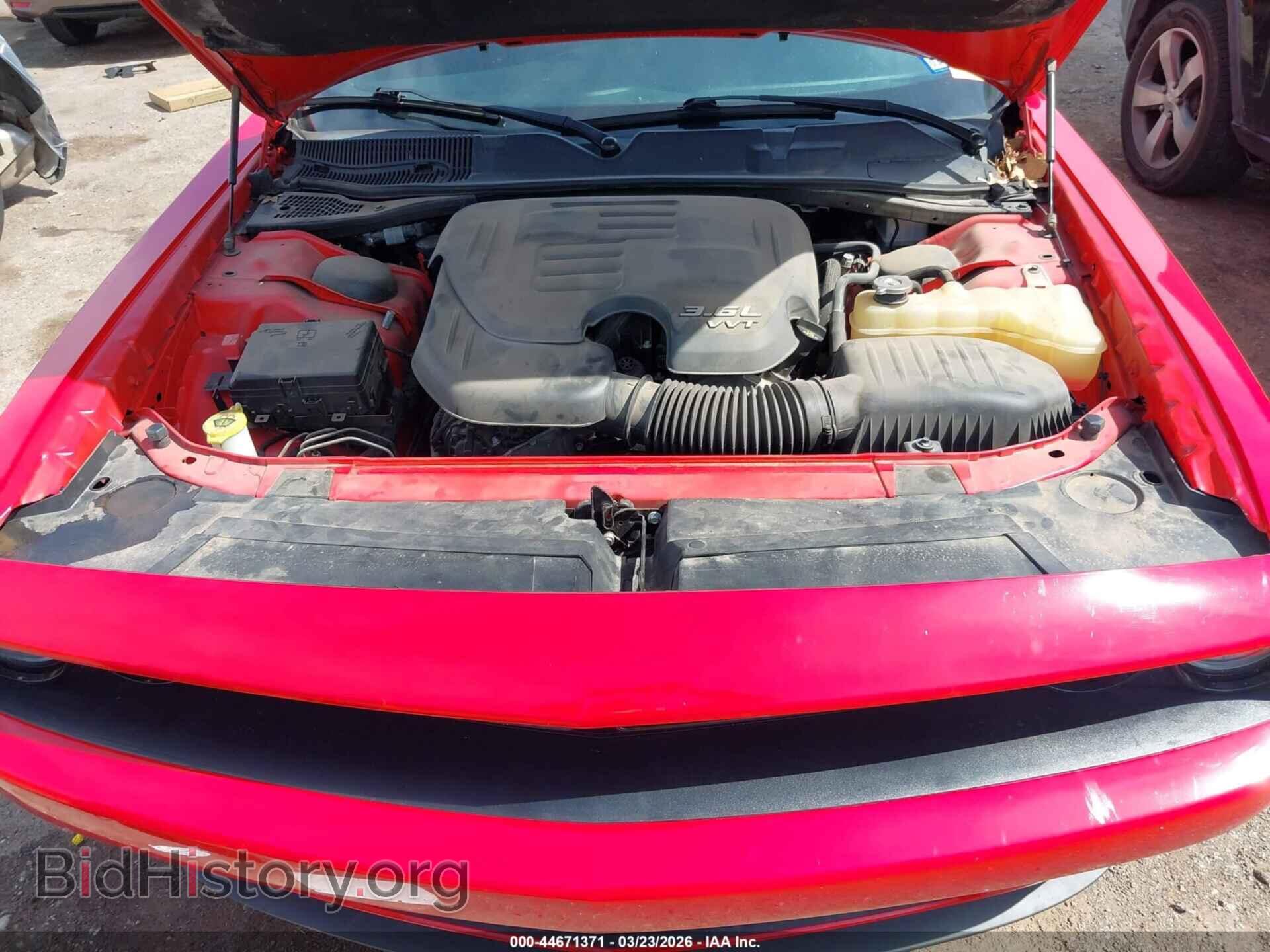 2016 DODGE CHALLENGER - VIN: 2C3CDZAG5GH275682 - Фото 10