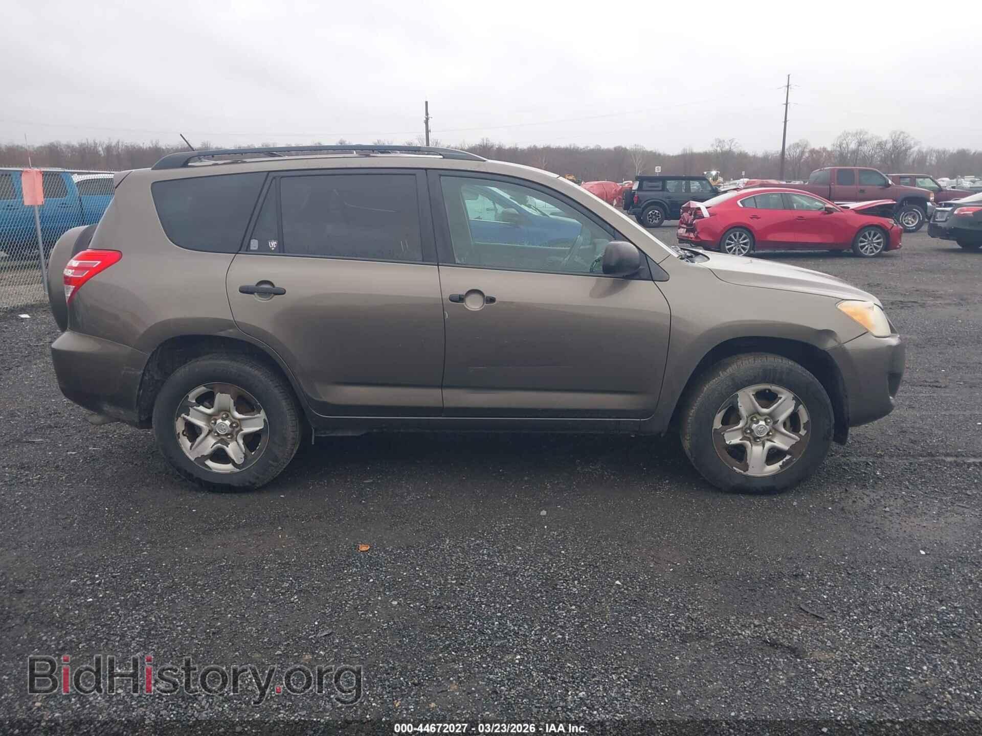 2011 TOYOTA RAV4 - VIN: 2T3BF4DV2BW139422 - Фото 13