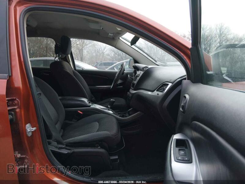 2014 Dodge JOURNEY (VIN 3C4PDDBGXET143133) — фото 5 из 15