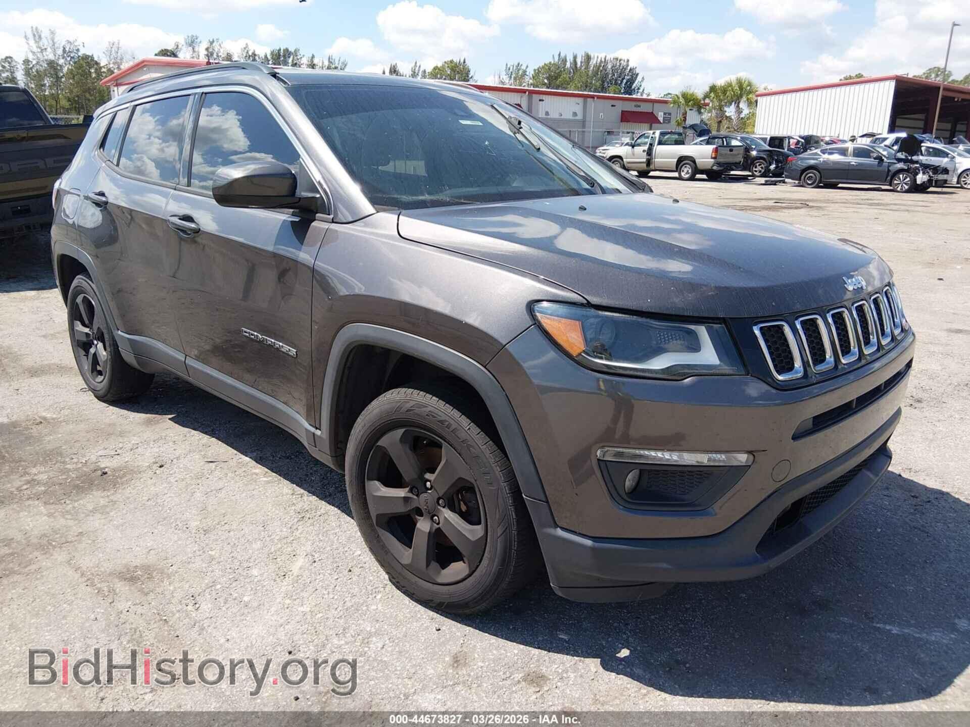 Photo 3C4NJCBBXJT263166 - JEEP COMPASS 2018