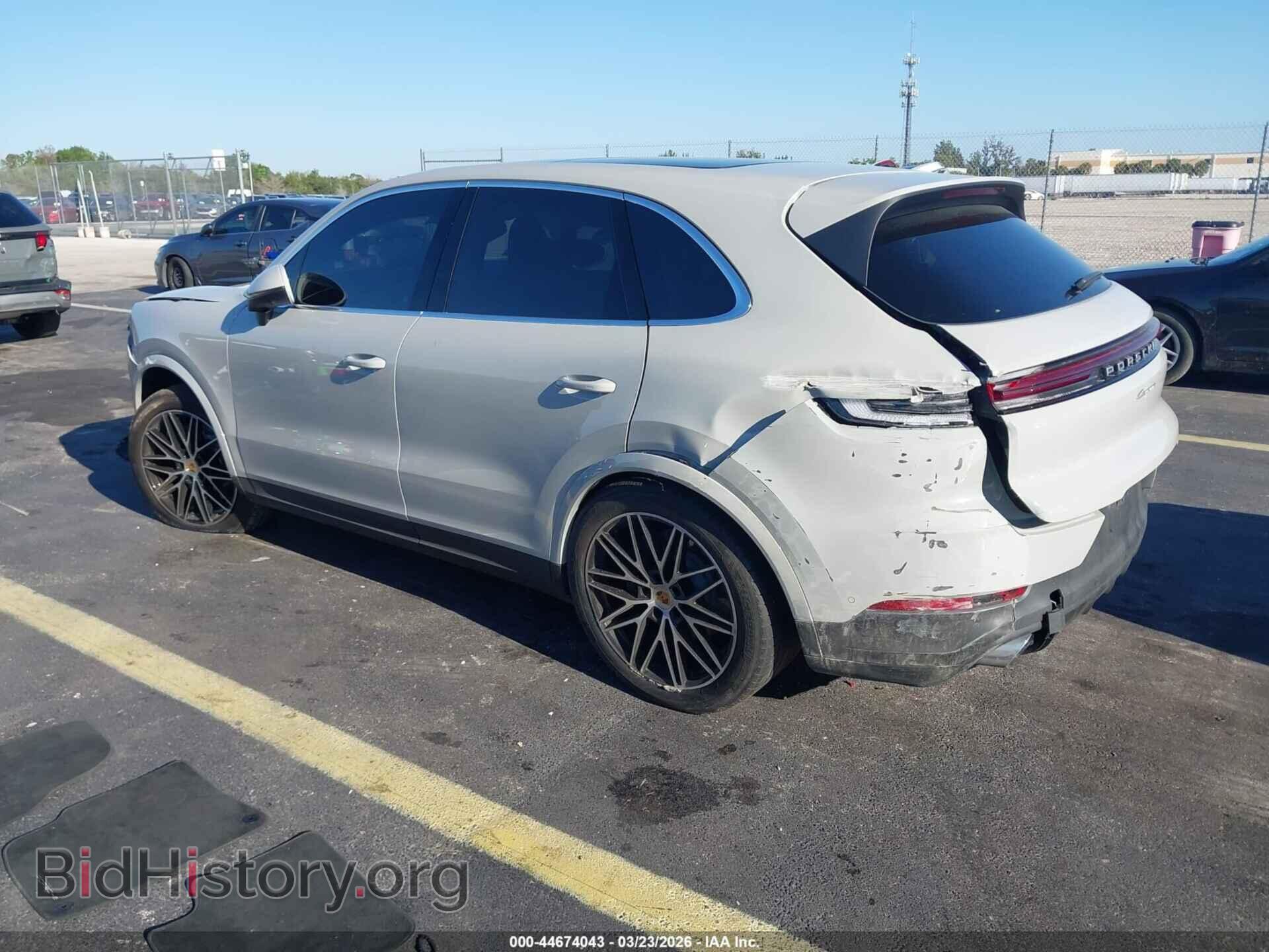 2024 PORSCHE CAYENNE - VIN: WP1AA2AY2RDA10812 - Photo 3