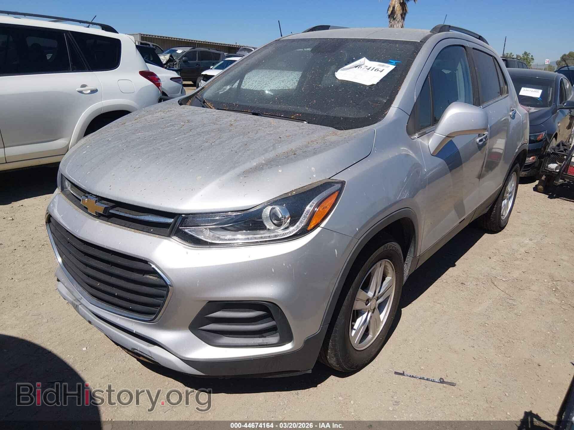 2017 CHEVROLET TRAX - VIN: 3GNCJLSB6HL281334 - Фото 2