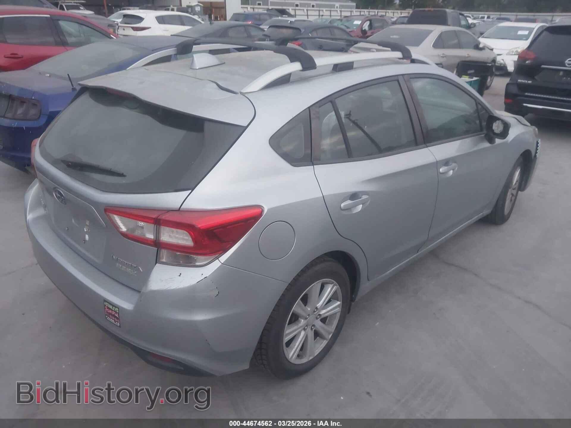 2017 SUBARU IMPREZA - VIN: 4S3GTAB63H3741136 - Фото 4
