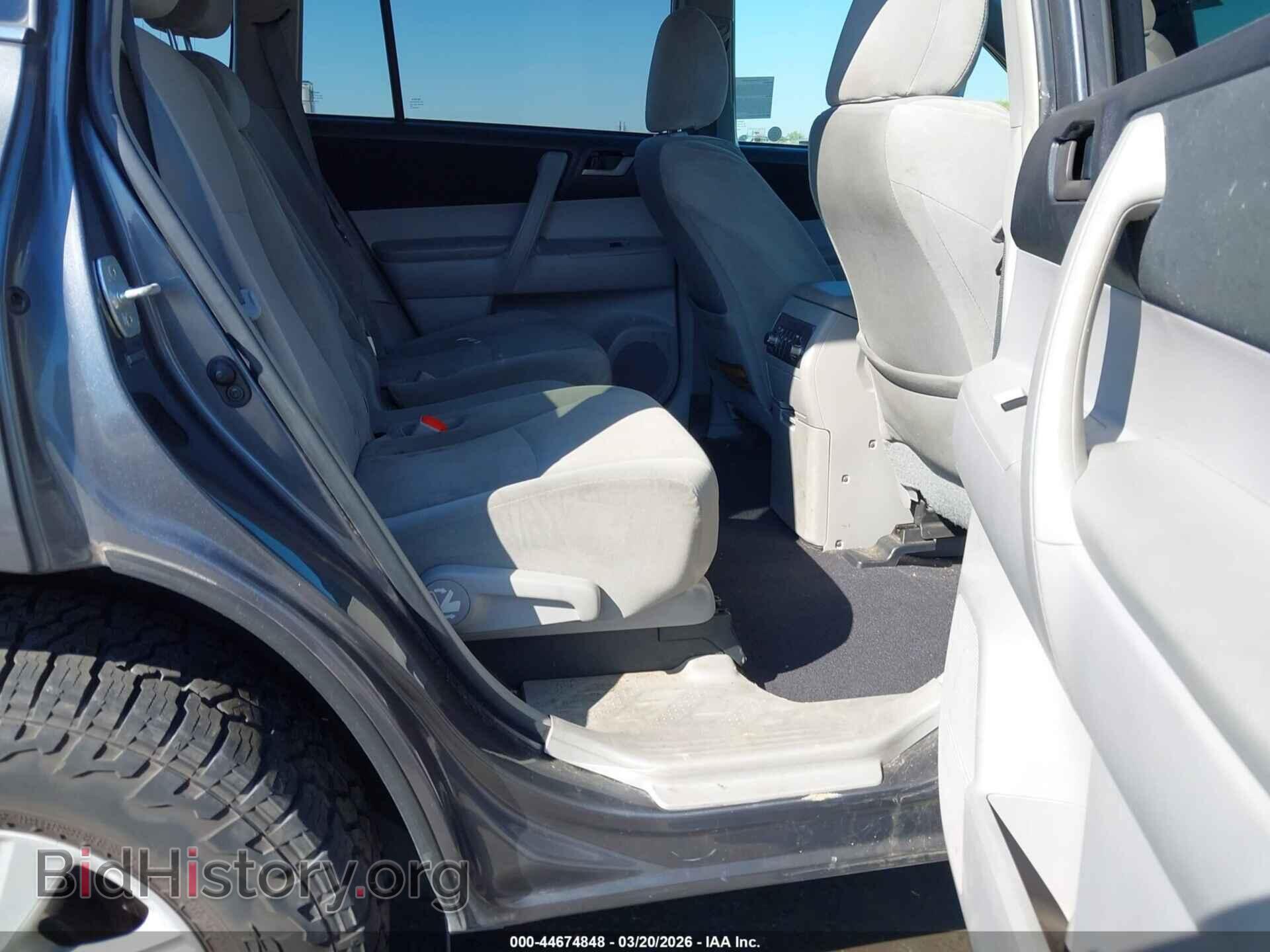 2011 TOYOTA HIGHLANDER - VIN: 5TDBK3EH7BS077337 - Фото 8