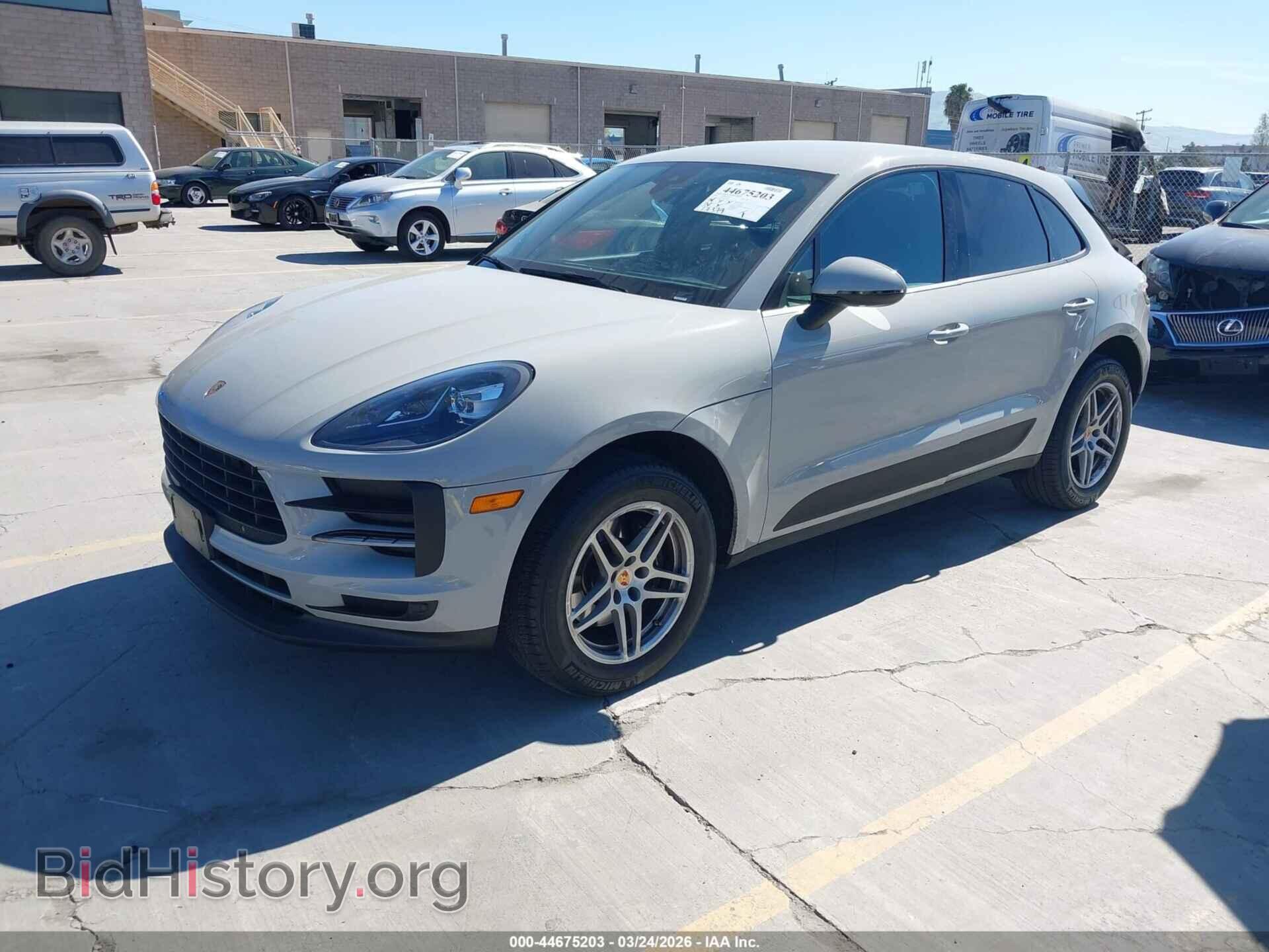 2020 PORSCHE MACAN - VIN: WP1AA2A54LLB10834 - Photo 2