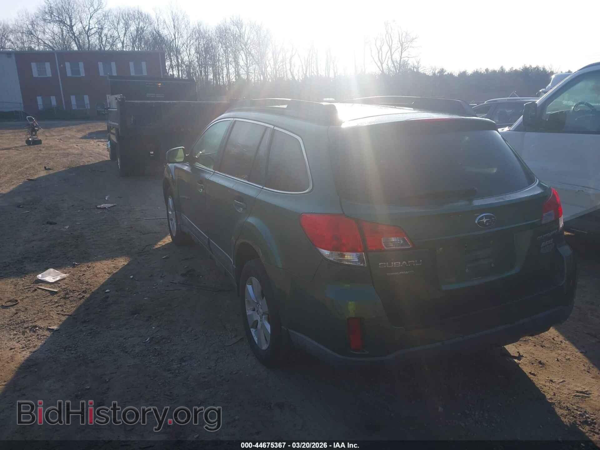 2011 SUBARU OUTBACK - VIN: 4S4BRBCC5B3402674 - Фото 3