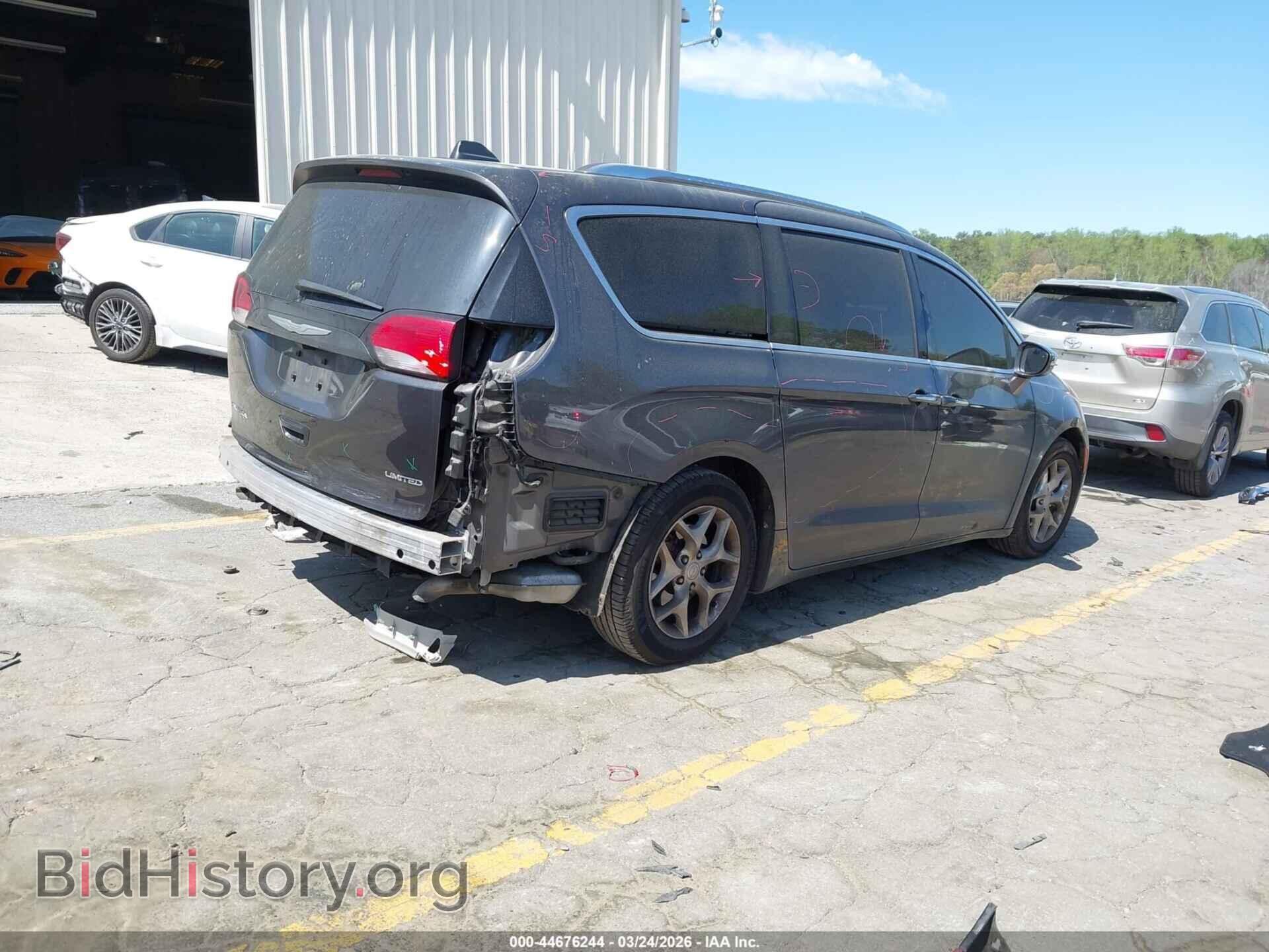 2017 CHRYSLER PACIFICA - VIN: 2C4RC1GG9HR734953 - Photo 4