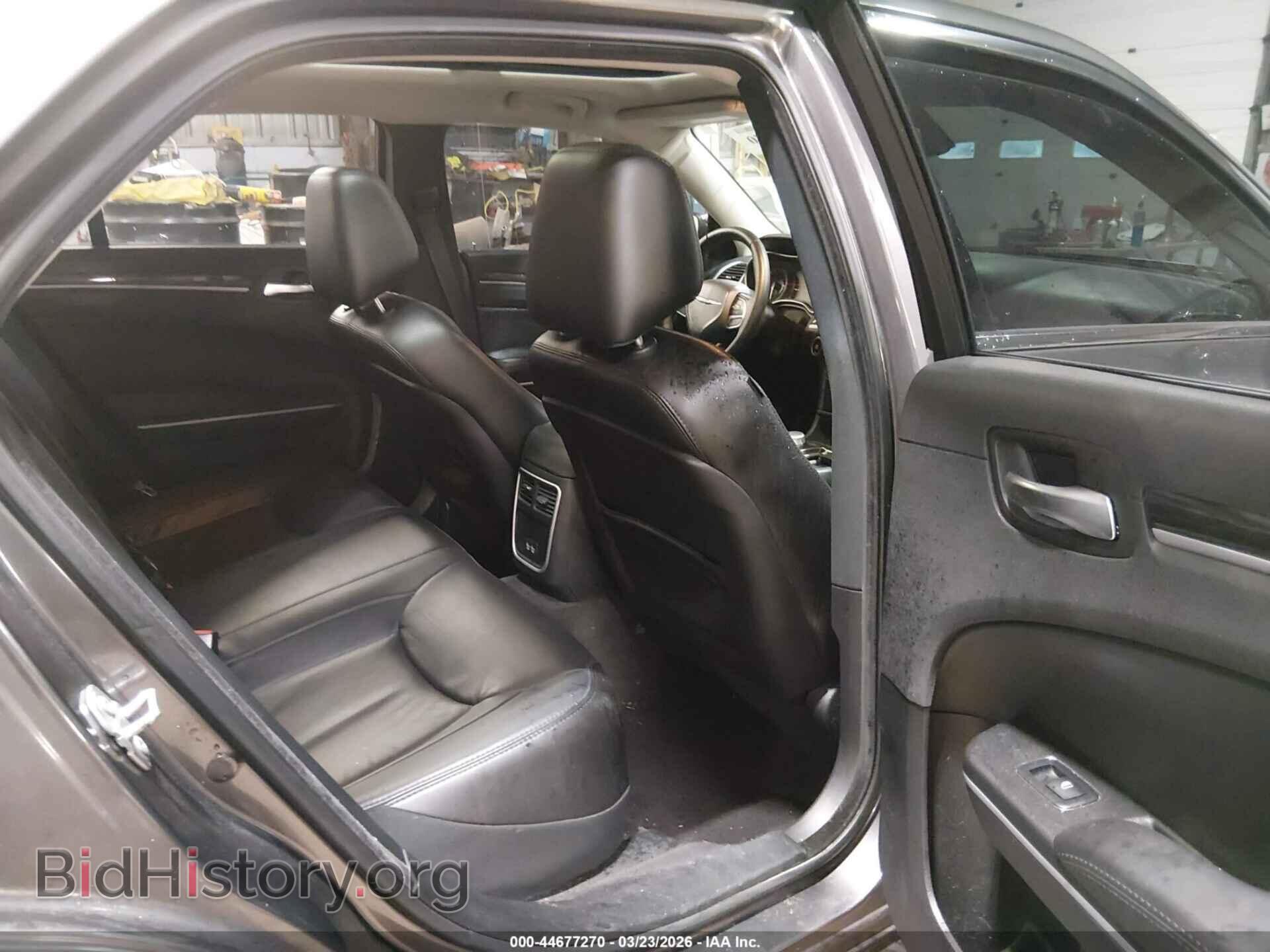 2017 CHRYSLER 300 - VIN: 2C3CCARGXHH607755 - Фото 8