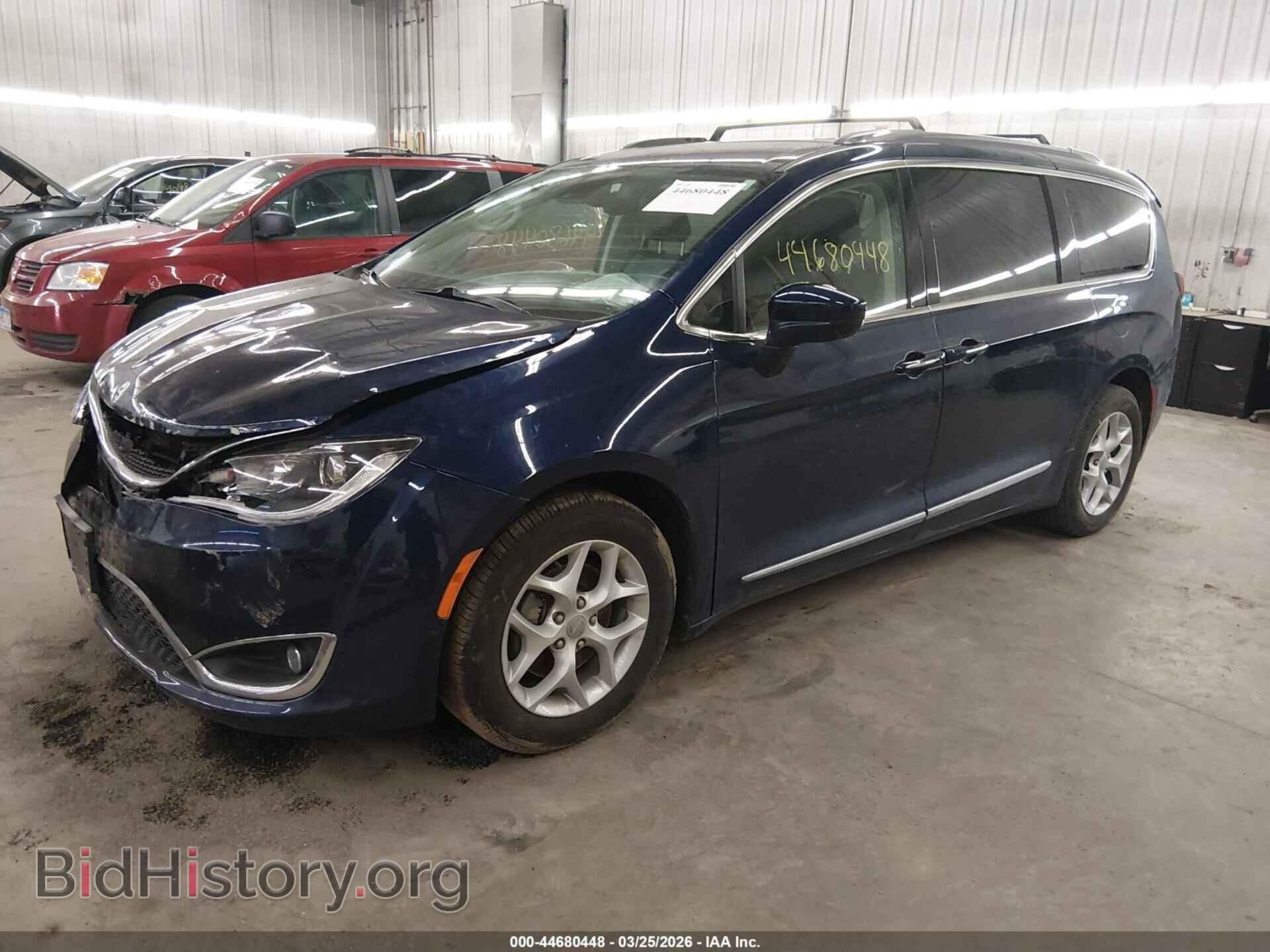 2017 CHRYSLER PACIFICA - VIN: 2C4RC1EG4HR647707 - Фото 2