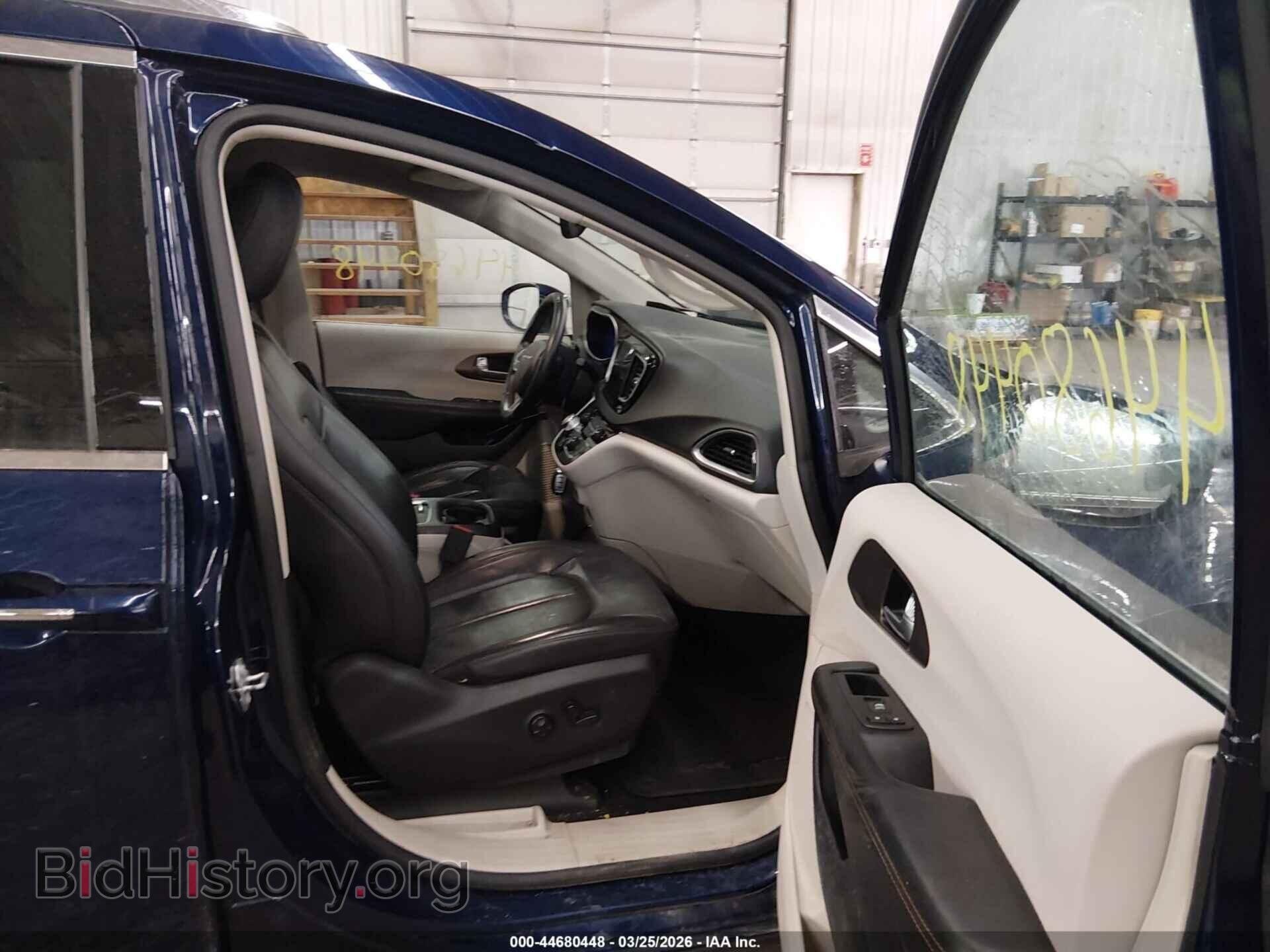 2017 CHRYSLER PACIFICA - VIN: 2C4RC1EG4HR647707 - Фото 5