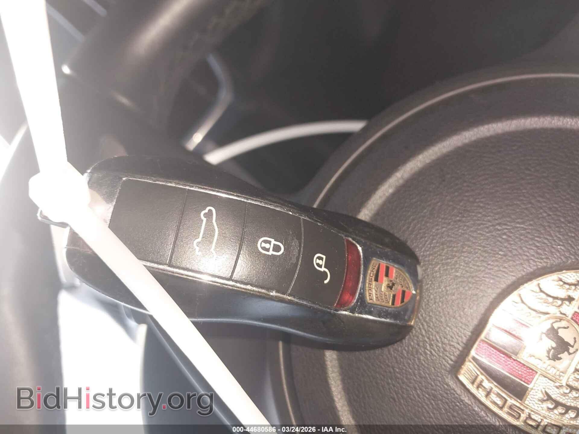 2013 PORSCHE CAYENNE - VIN: WP1AA2A21DLA01044 - Фото 11
