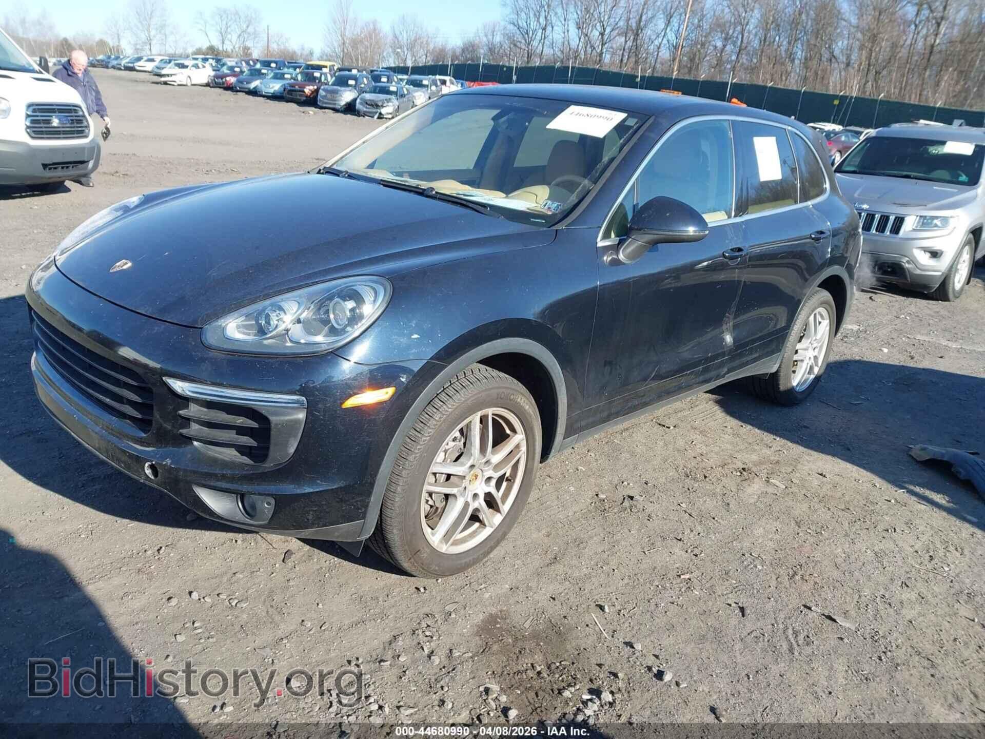 2016 PORSCHE CAYENNE - VIN: WP1AA2A22GLA11487 - Фото 2