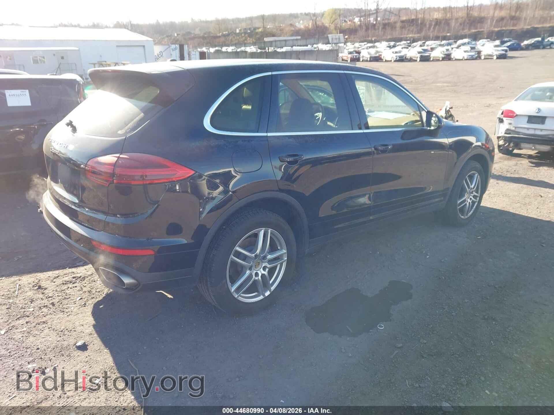 2016 PORSCHE CAYENNE - VIN: WP1AA2A22GLA11487 - Фото 4