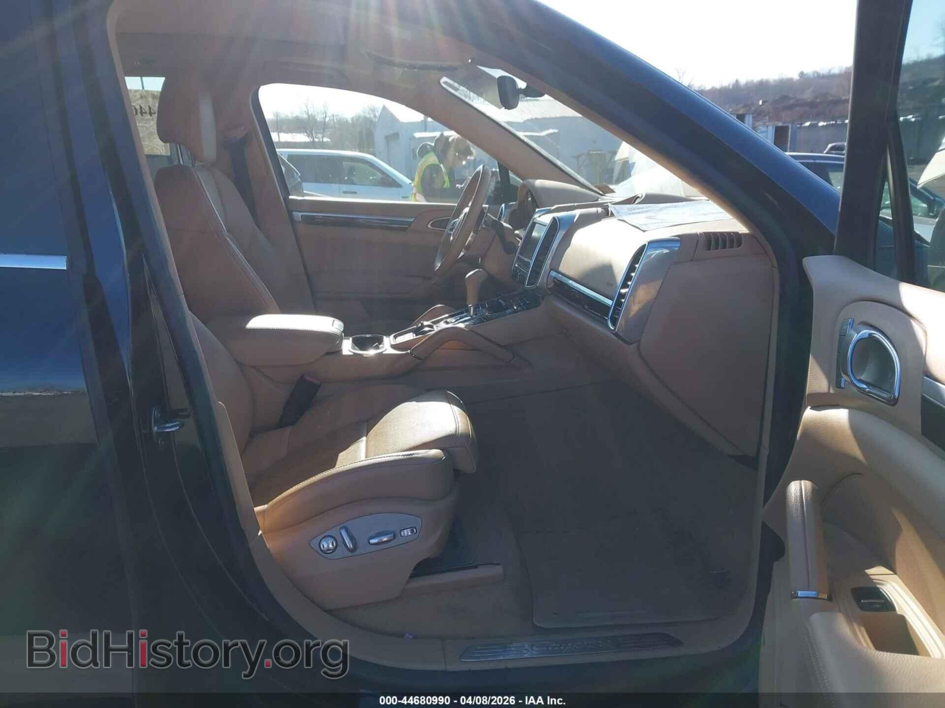 2016 PORSCHE CAYENNE - VIN: WP1AA2A22GLA11487 - Фото 5