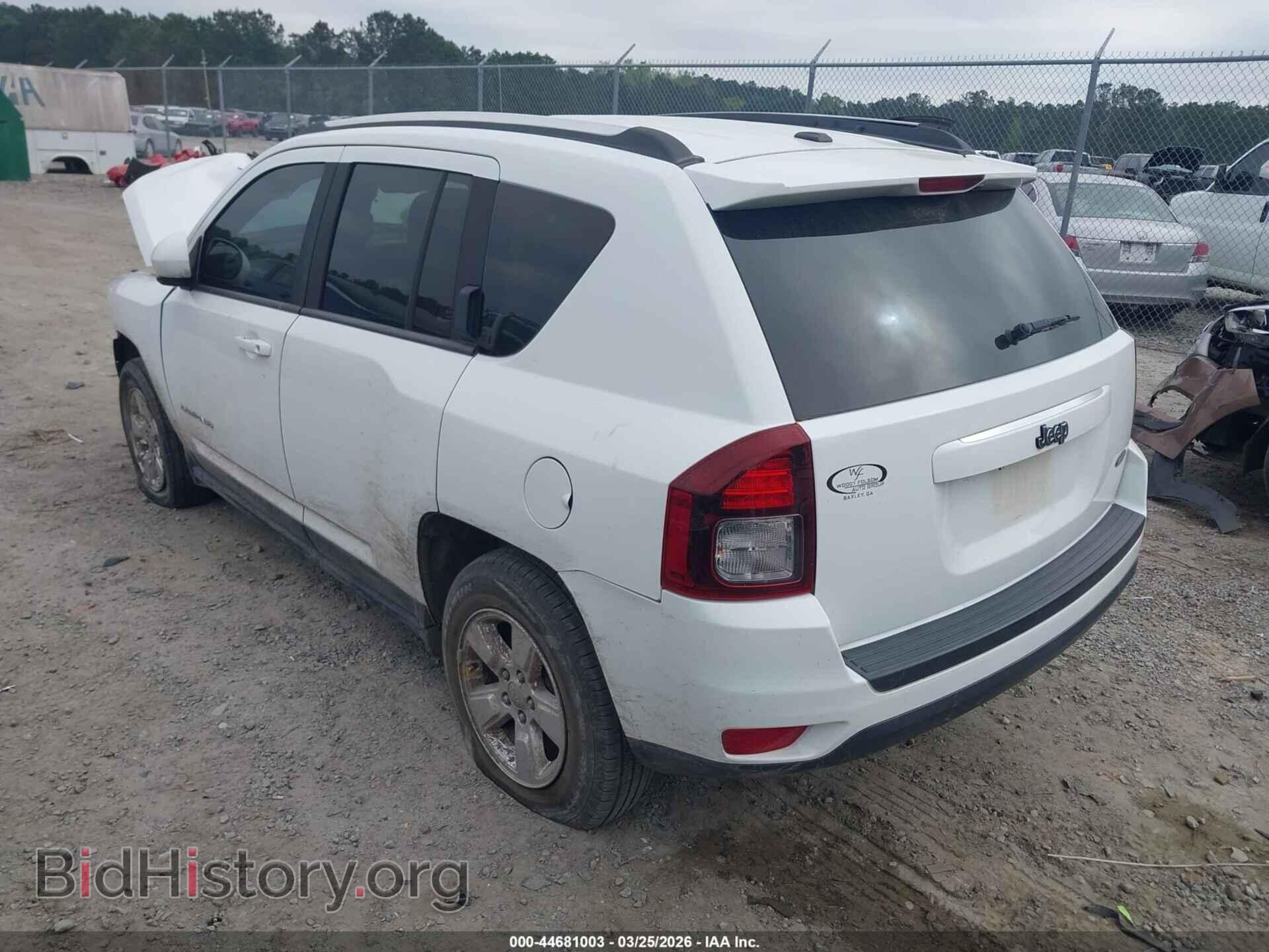 2014 JEEP COMPASS - VIN: 1C4NJCEA3ED529321 - Photo 3