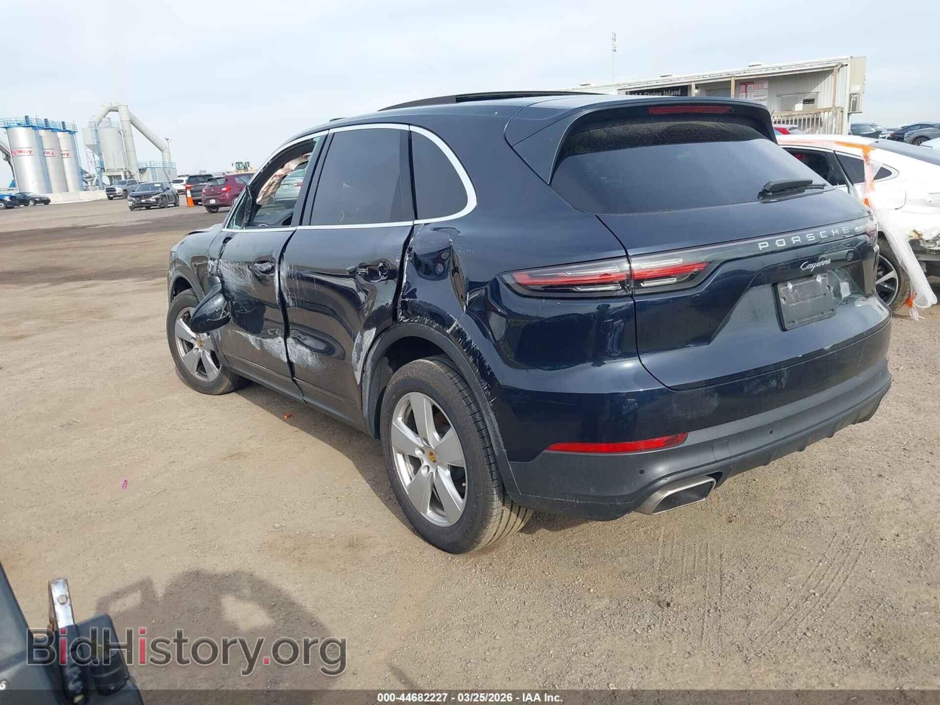 2020 PORSCHE CAYENNE - VIN: WP1AA2AYXLDA02304 - Фото 3