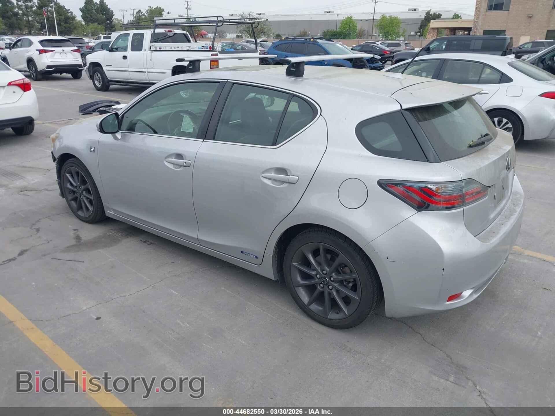 2012 LEXUS CT 200H - VIN: JTHKD5BH9C2068270 - Фото 3