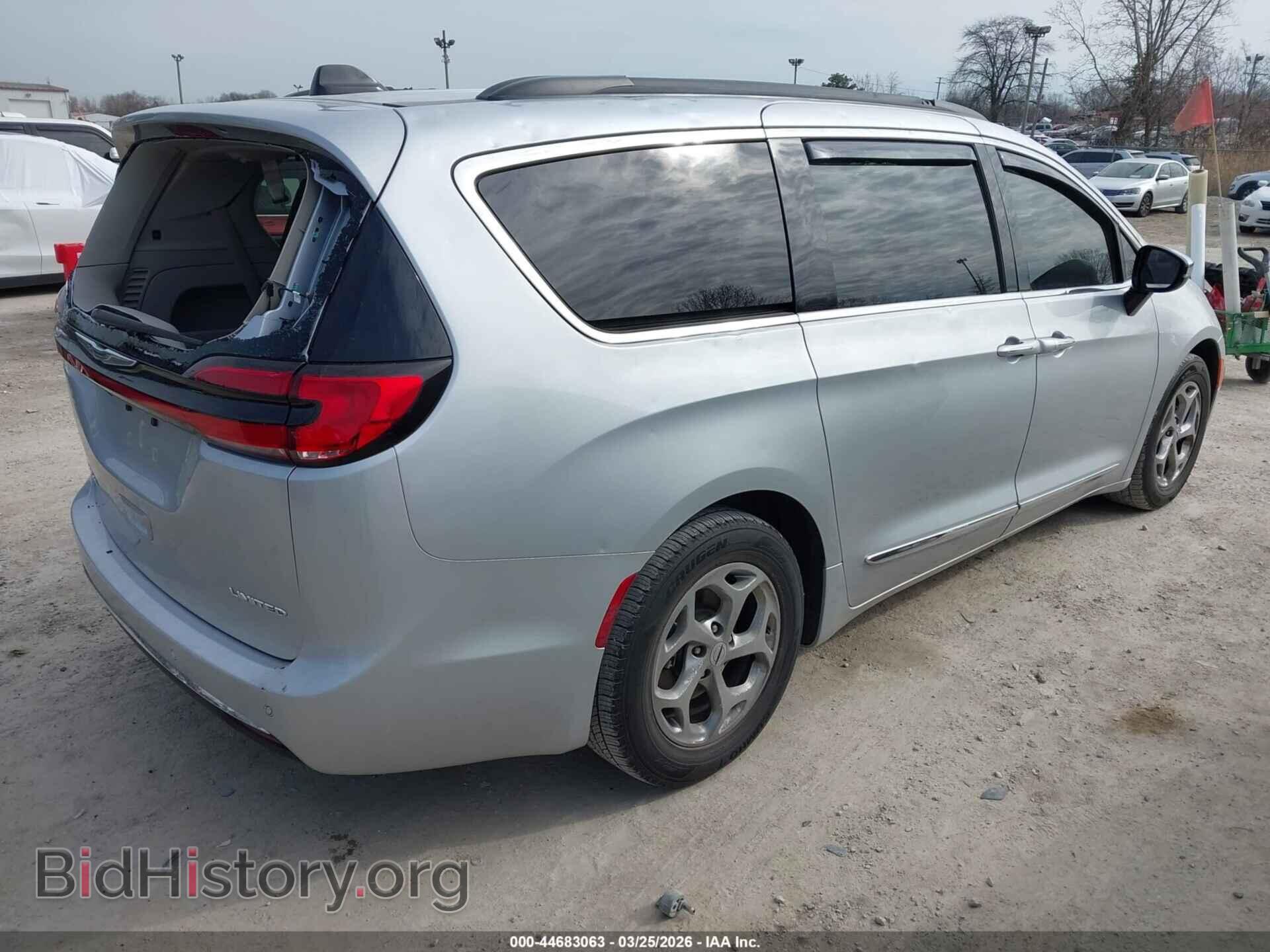 2023 CHRYSLER PACIFICA - VIN: 2C4RC1GG2PR520806 - Photo 4