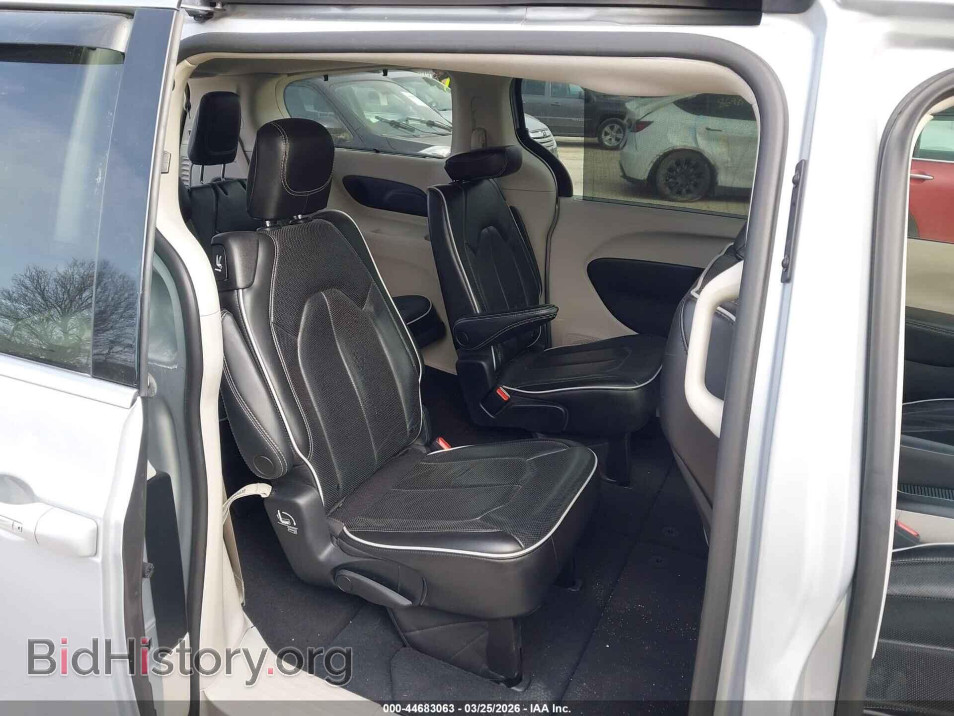 2023 CHRYSLER PACIFICA - VIN: 2C4RC1GG2PR520806 - Photo 8