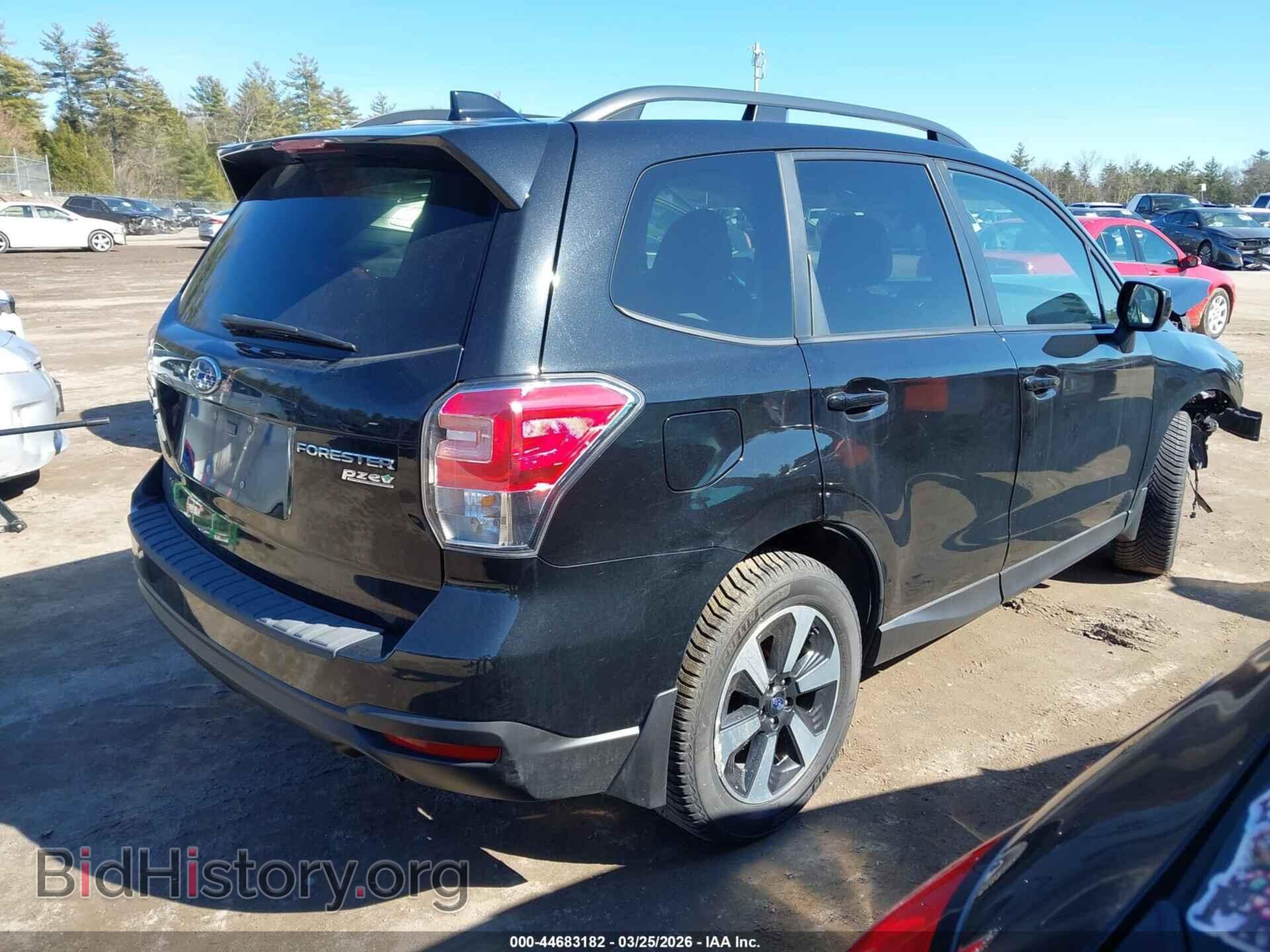 2017 SUBARU FORESTER - VIN: JF2SJAGC2HH488524 - Фото 4