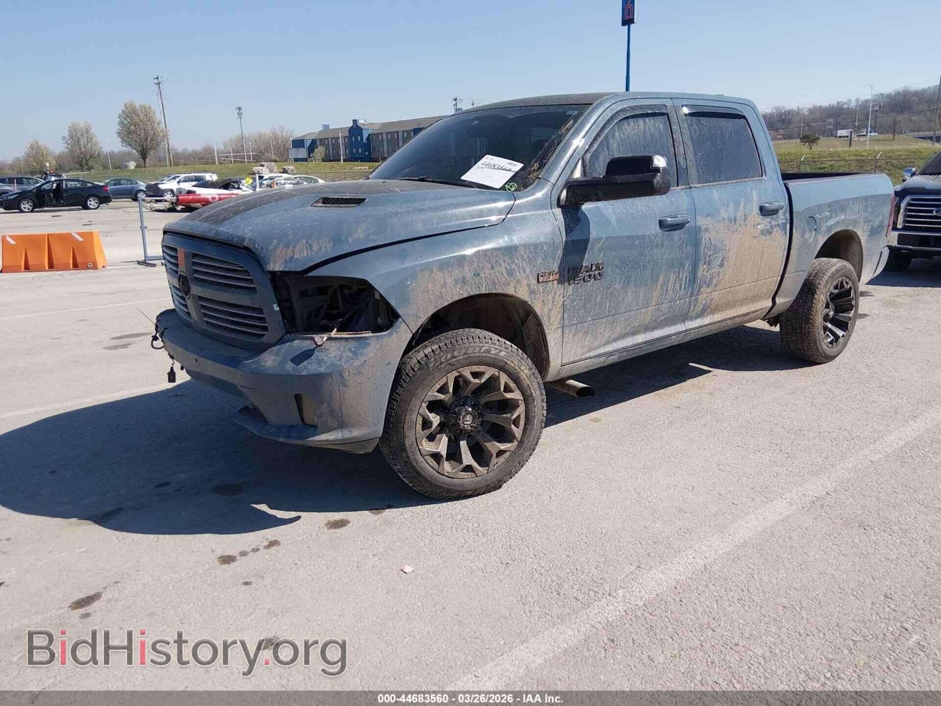 2015 RAM 1500 - VIN: 1C6RR7MT2FS770909 - Фото 2