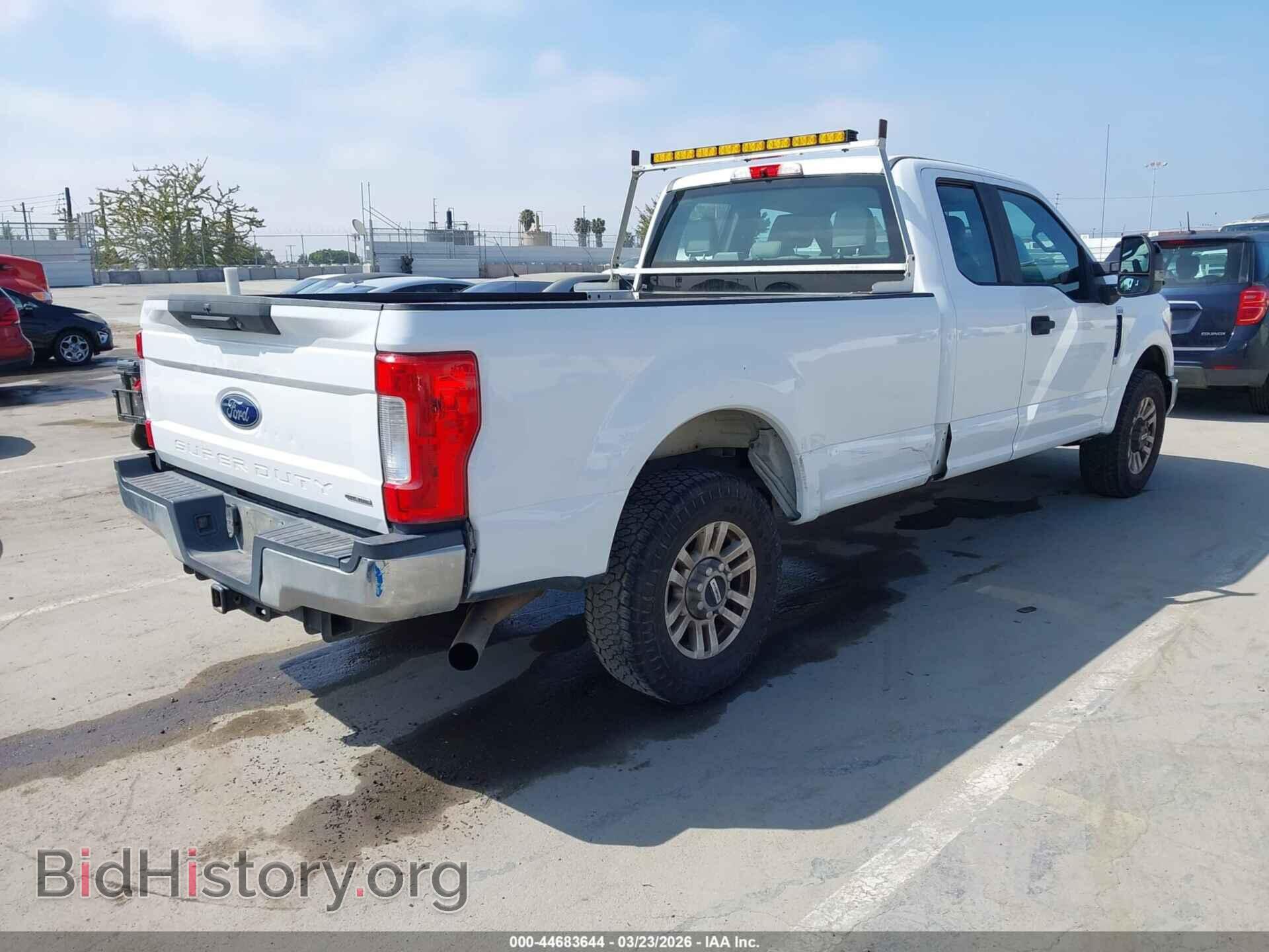 2017 FORD F-250 - VIN: 1FT7X2A63HEB41037 - Фото 4