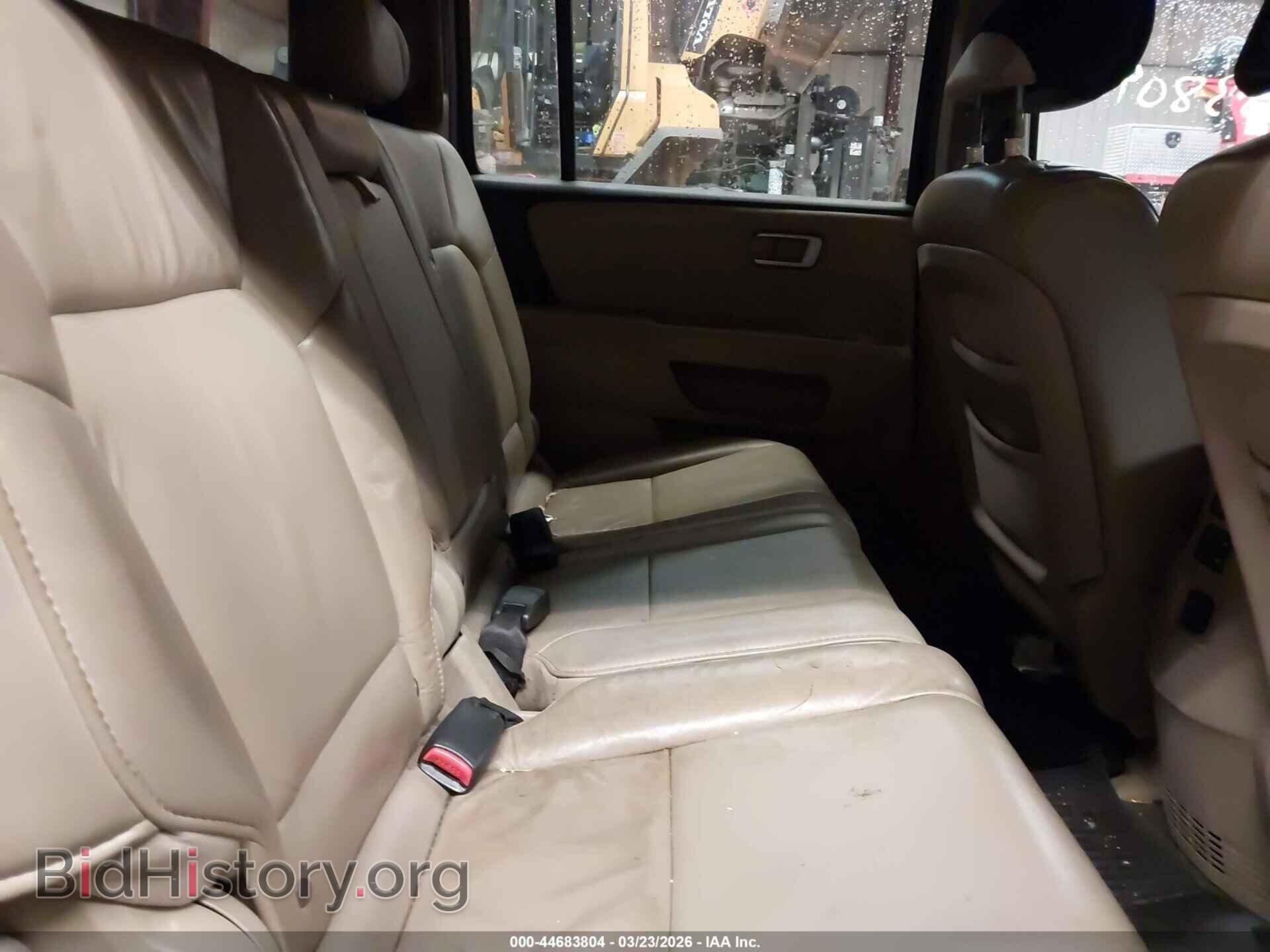 2011 HONDA PILOT - VIN: 5FNYF4H52BB074226 - Фото 8