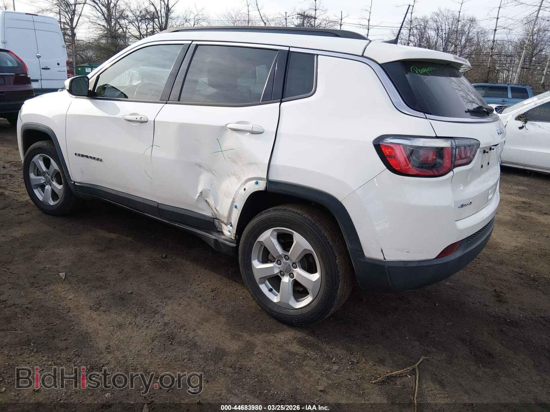 2019 JEEP COMPASS - VIN: 3C4NJDBB0KT684174 - Фото 3