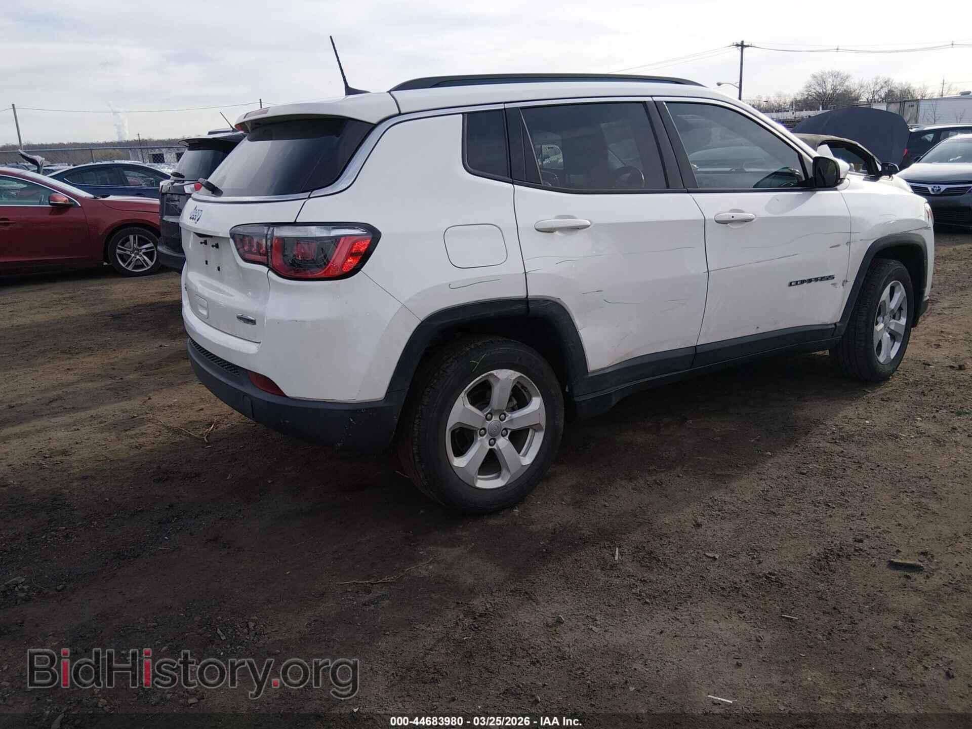2019 JEEP COMPASS - VIN: 3C4NJDBB0KT684174 - Фото 4
