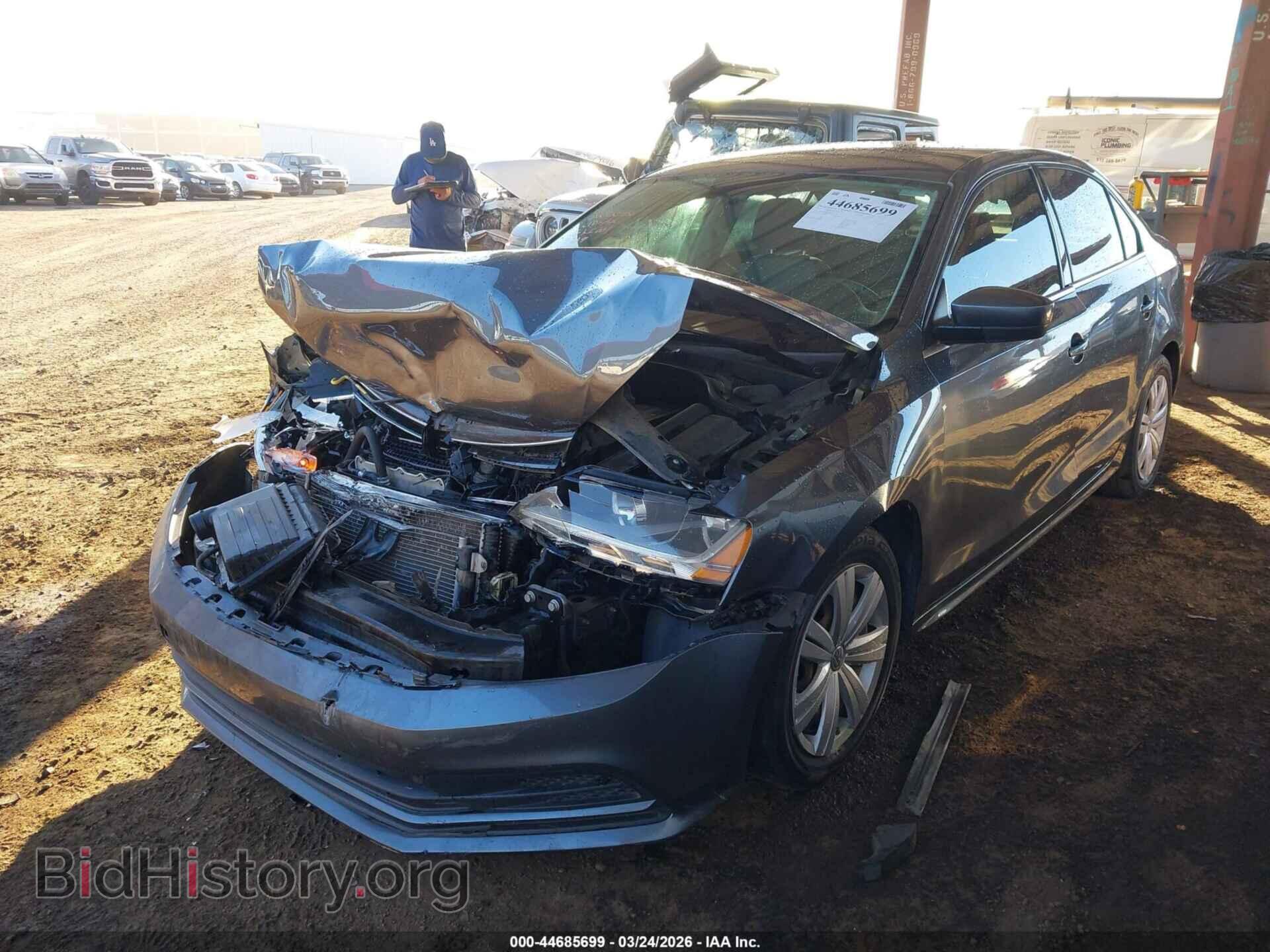 2017 VOLKSWAGEN JETTA - VIN: 3VW2B7AJ2HM337729 - Фото 2