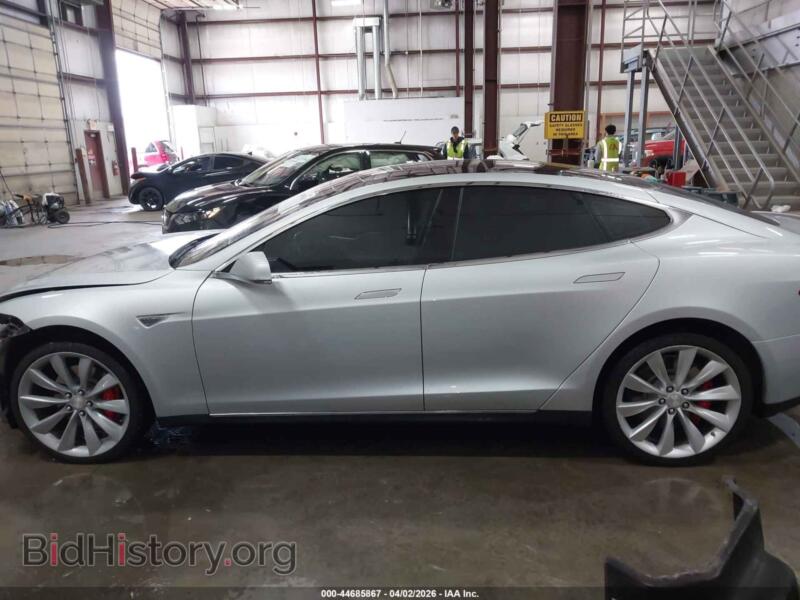 2014 Tesla MODEL S (VIN 5YJSA1H14EFP39311) — photo 15 of 21