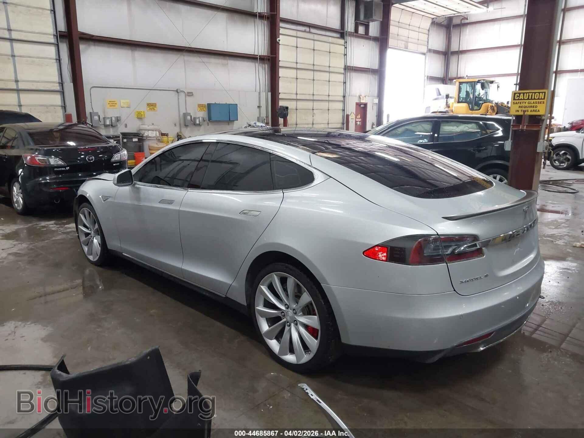2014 TESLA MODEL S - VIN: 5YJSA1H14EFP39311 - Фото 3