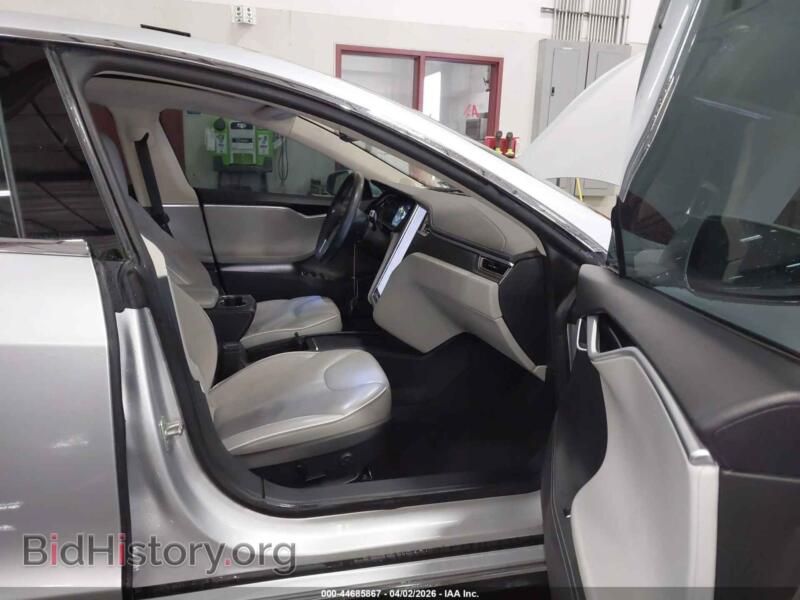 2014 Tesla MODEL S (VIN 5YJSA1H14EFP39311) — photo 5 of 21
