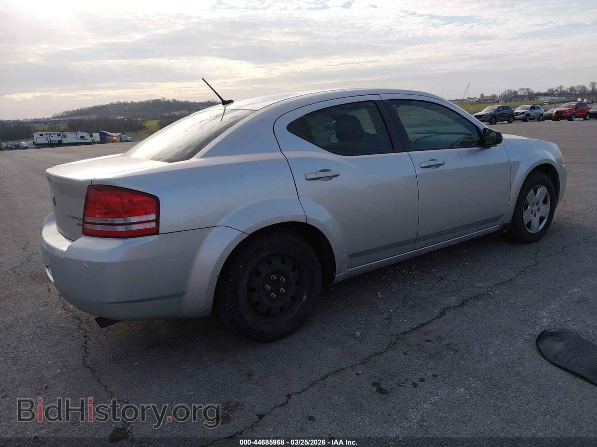 2010 DODGE AVENGER - VIN: 1B3CC4FD3AN181106 - Photo 4