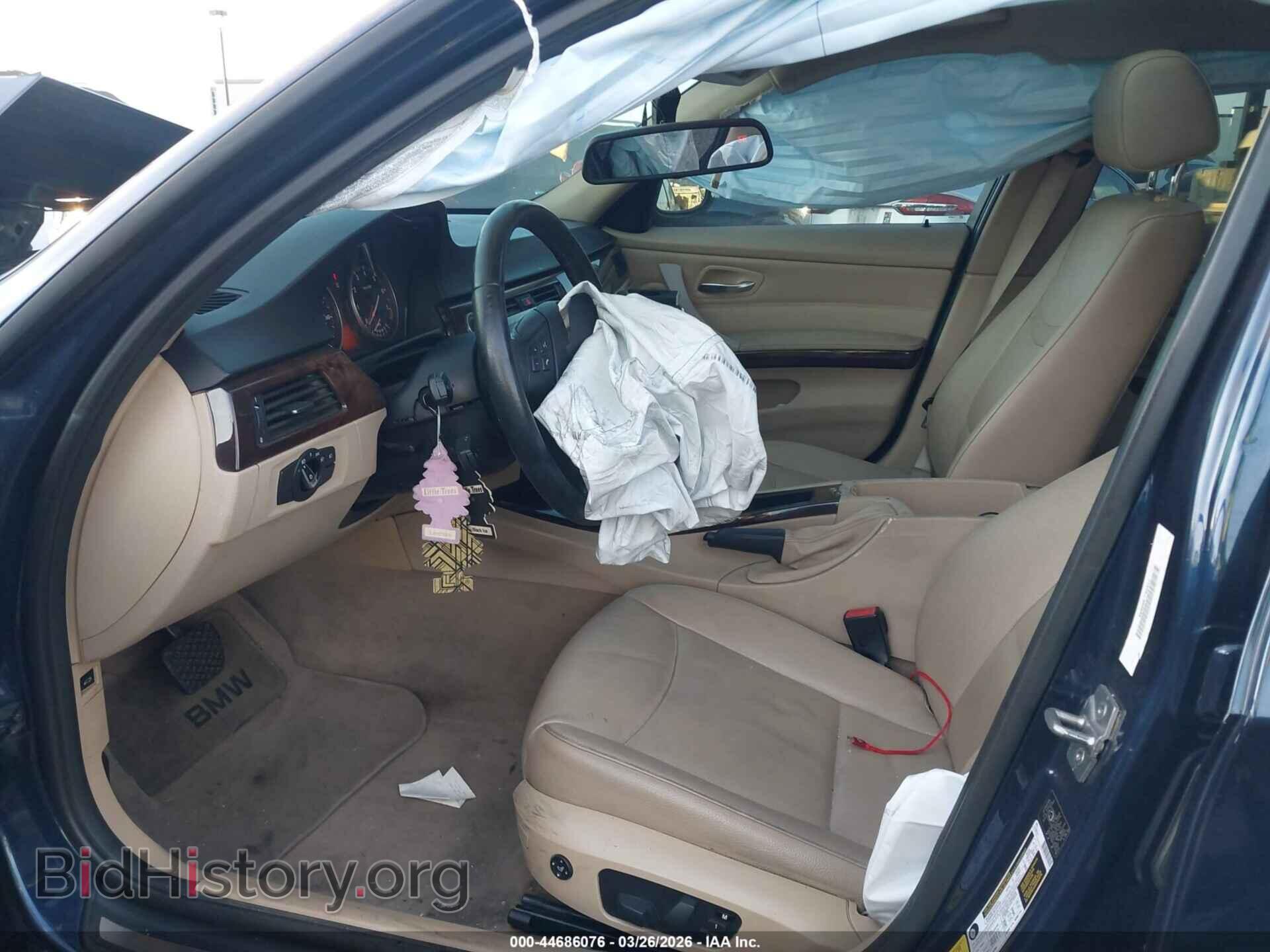 2011 BMW 328I - VIN: WBAPH5C52BA444146 - Фото 8