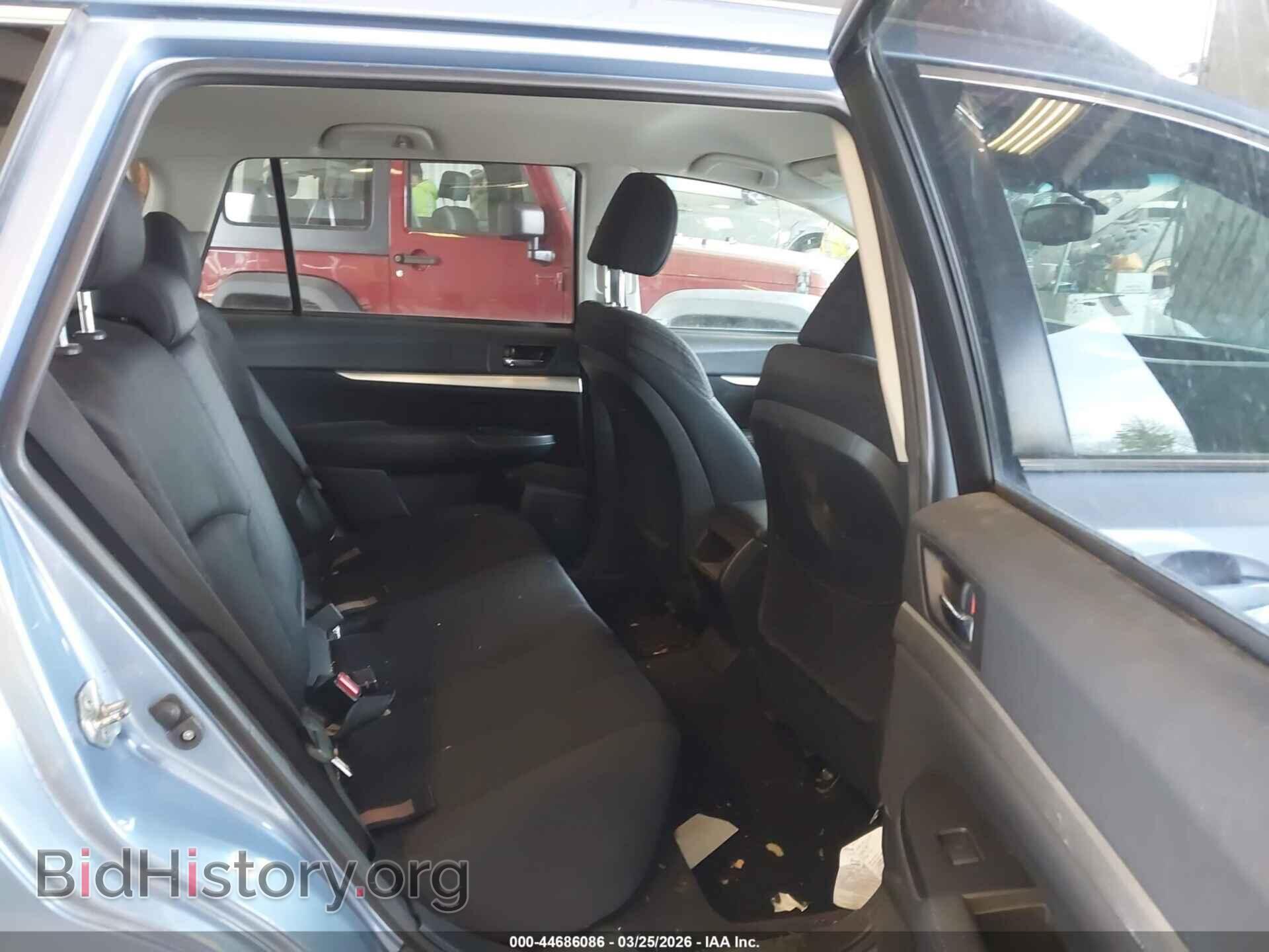 2011 SUBARU OUTBACK - VIN: 4S4BRCCC7B3314831 - Photo 8
