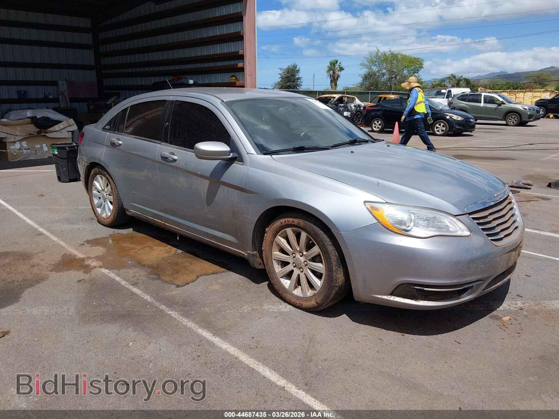 Фотография 1C3CCBBB4DN632687 - CHRYSLER 200 2013