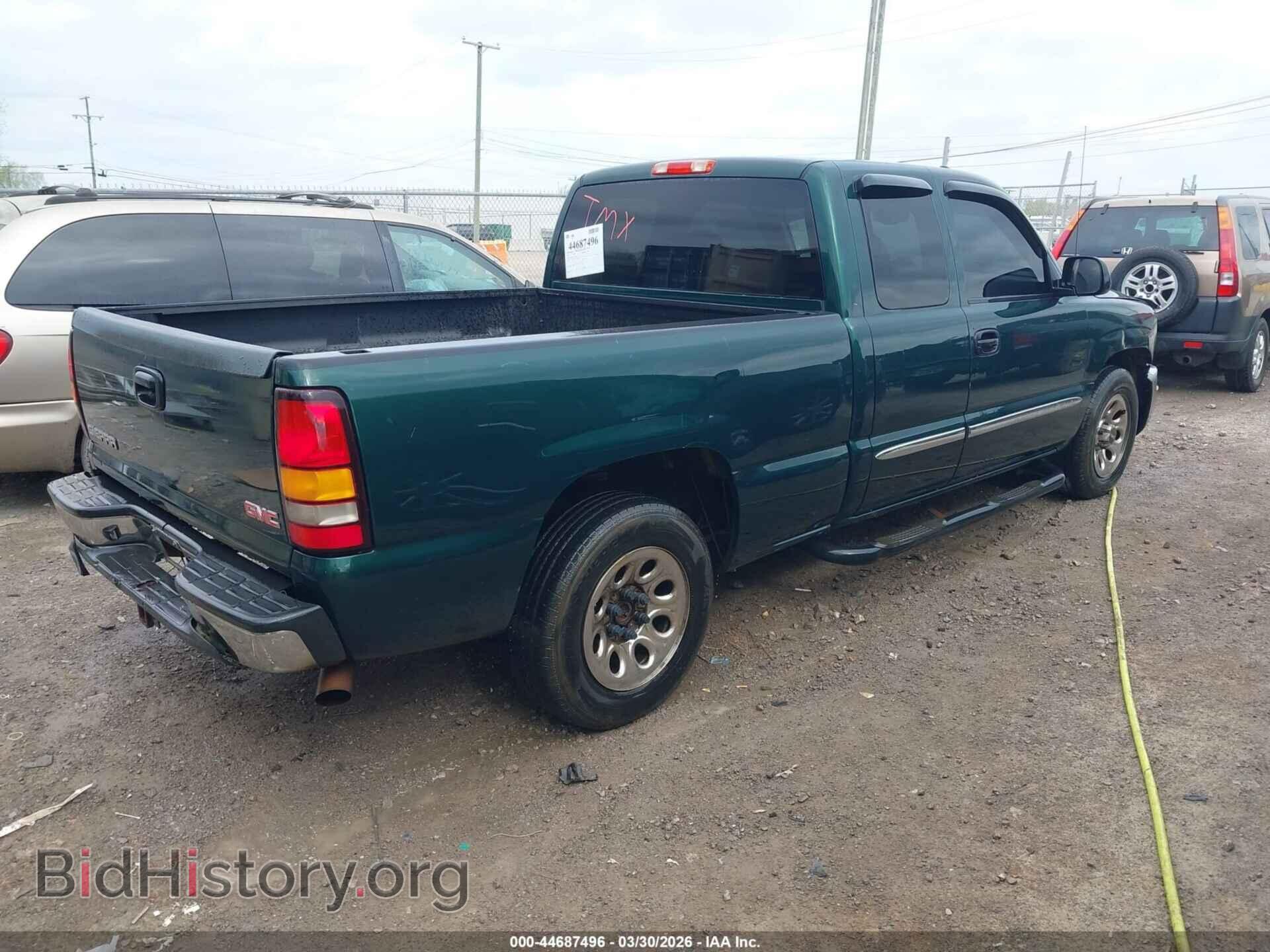 2005 GMC SIERRA 1500 - VIN: 2GTEC19V751313480 - Фото 4