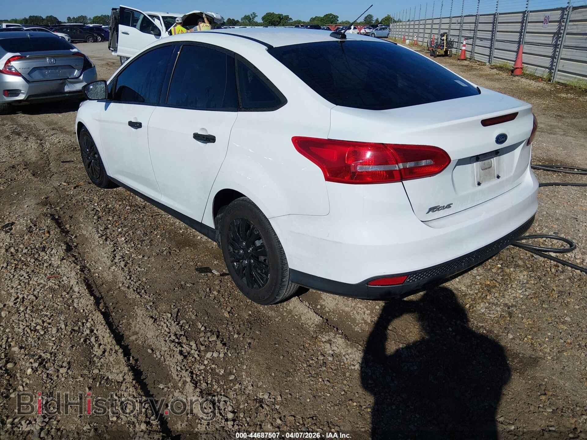 2017 FORD FOCUS - VIN: 1FADP3E29HL312004 - Photo 3