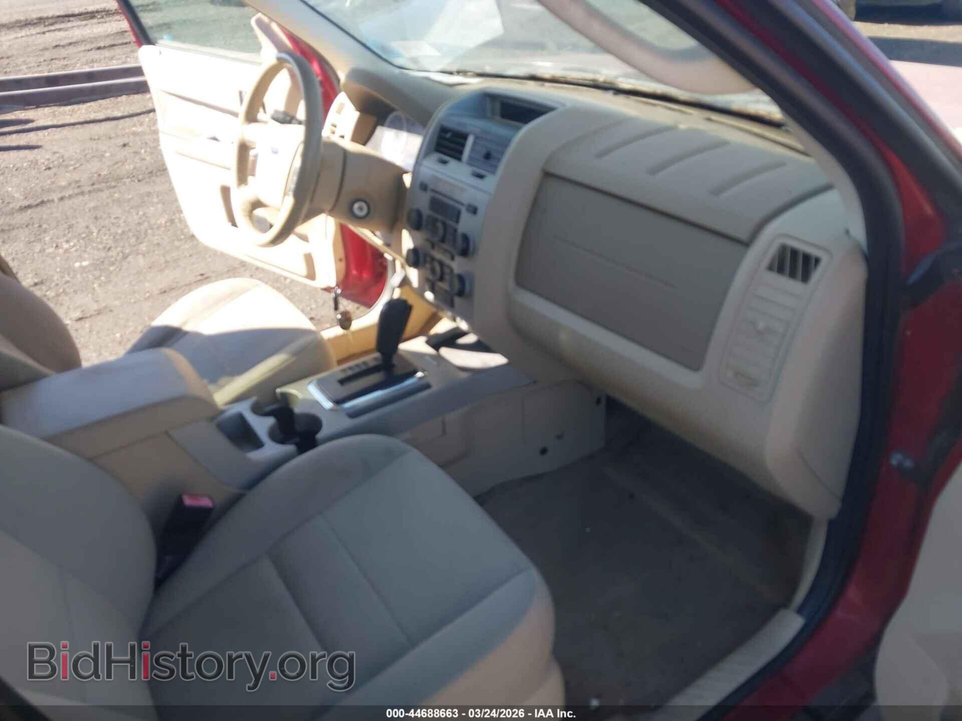 2011 FORD ESCAPE - VIN: 1FMCU0DG0BKB08663 - Фото 5