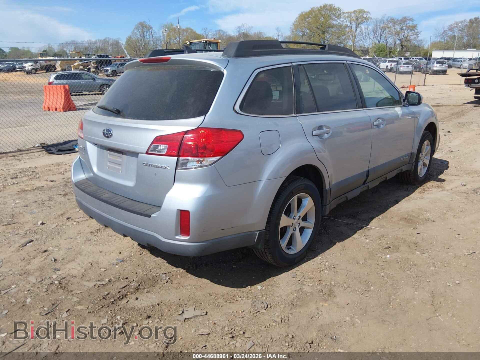 2014 SUBARU OUTBACK - VIN: 4S4BRCLC0E3321981 - Фото 4