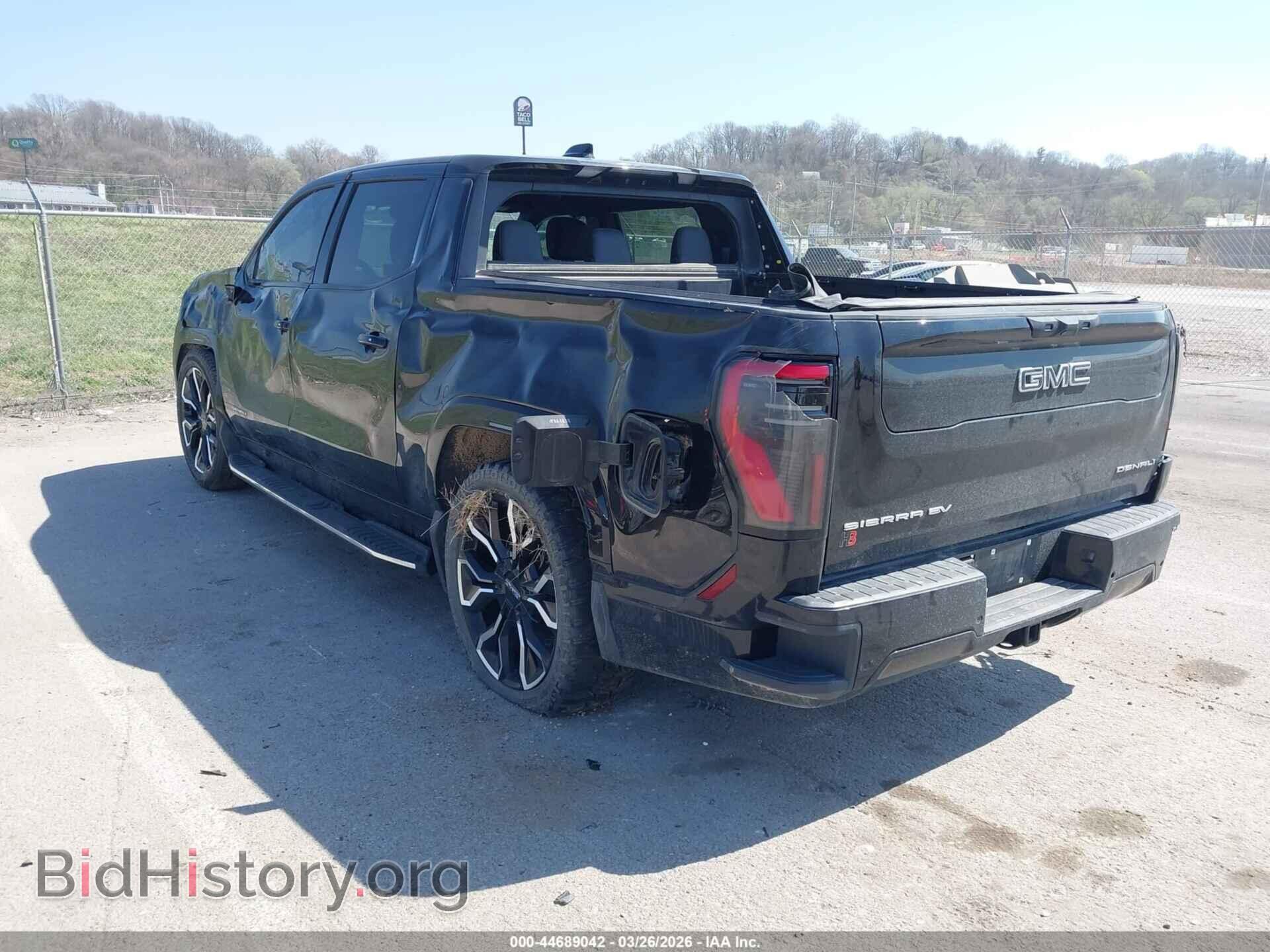 2025 GMC SIERRA EV - VIN: 1GT10MED9SU404899 - Фото 3