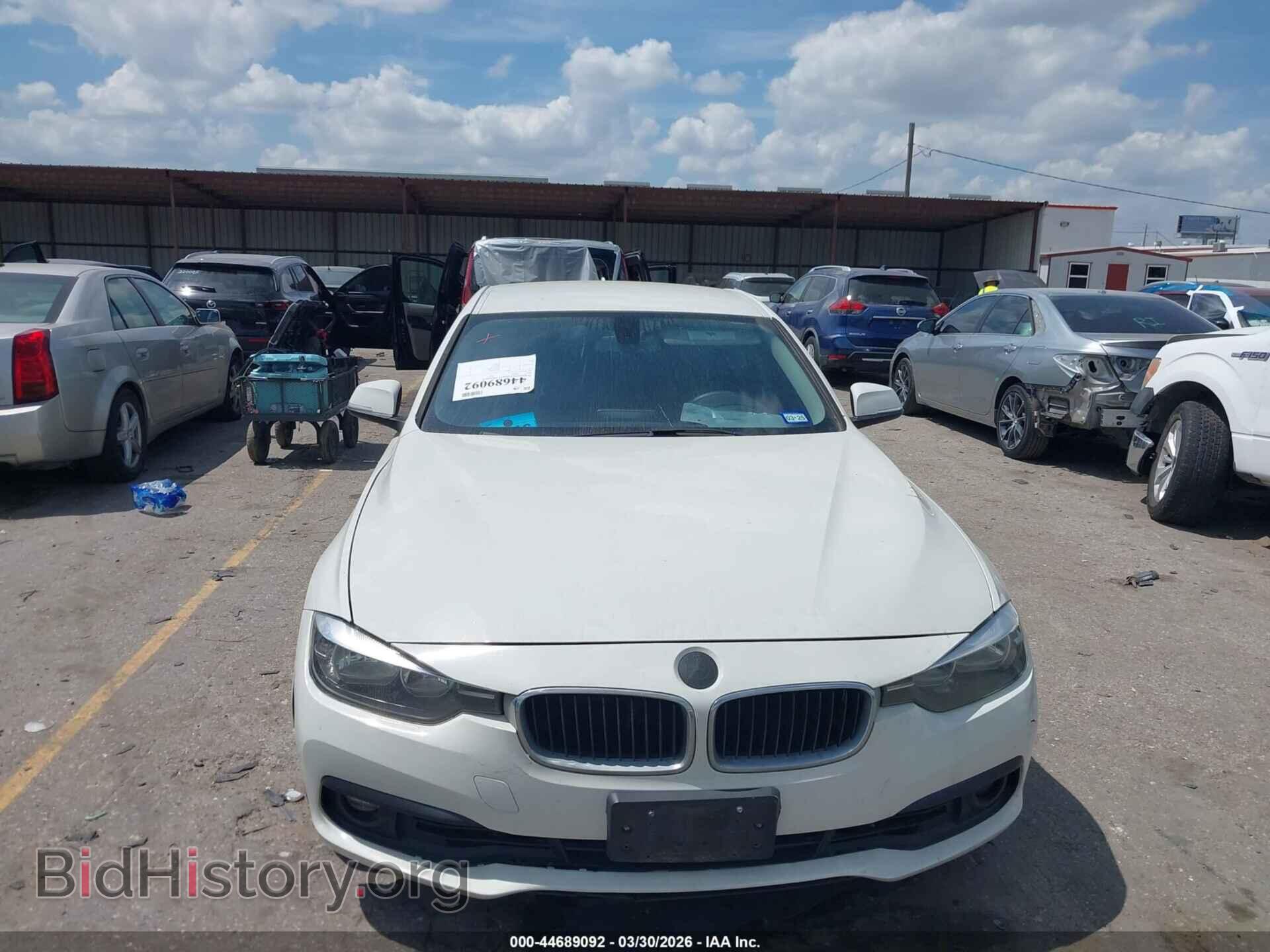 2016 BMW 320I - VIN: WBA8E1G57GNU12132 - Photo 6