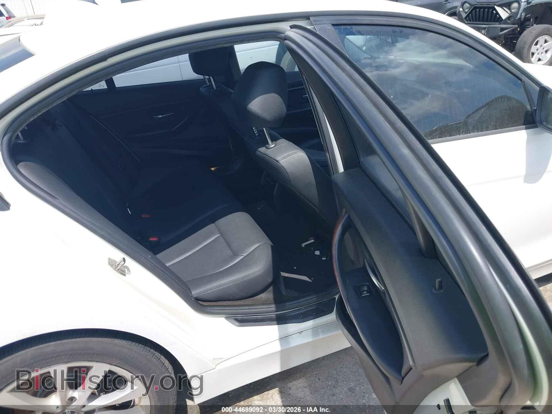 2016 BMW 320I - VIN: WBA8E1G57GNU12132 - Photo 8