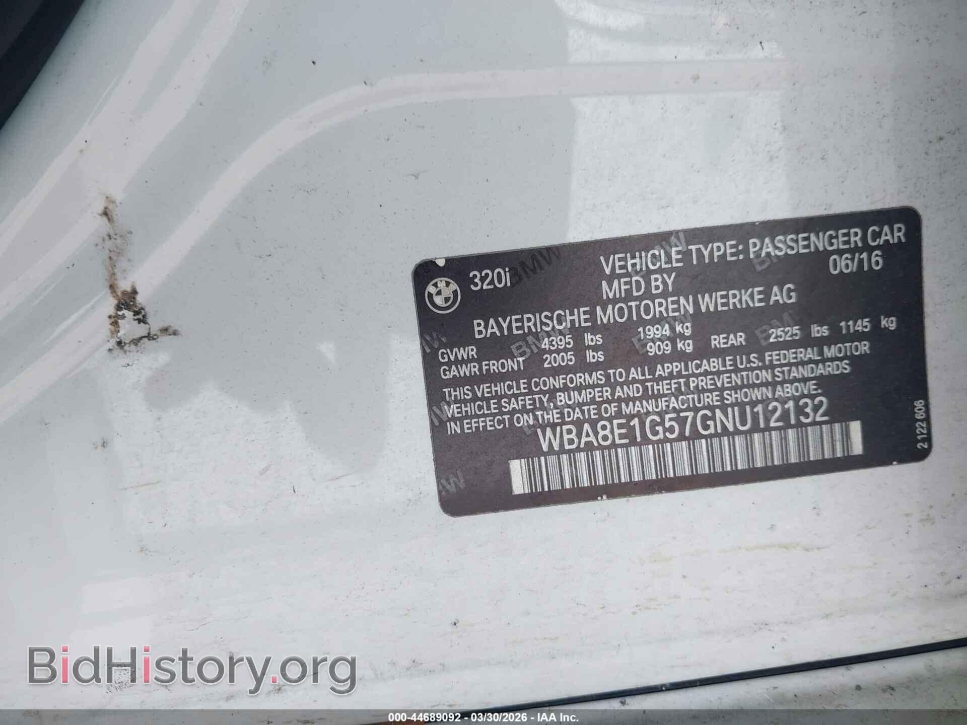 2016 BMW 320I - VIN: WBA8E1G57GNU12132 - Photo 9