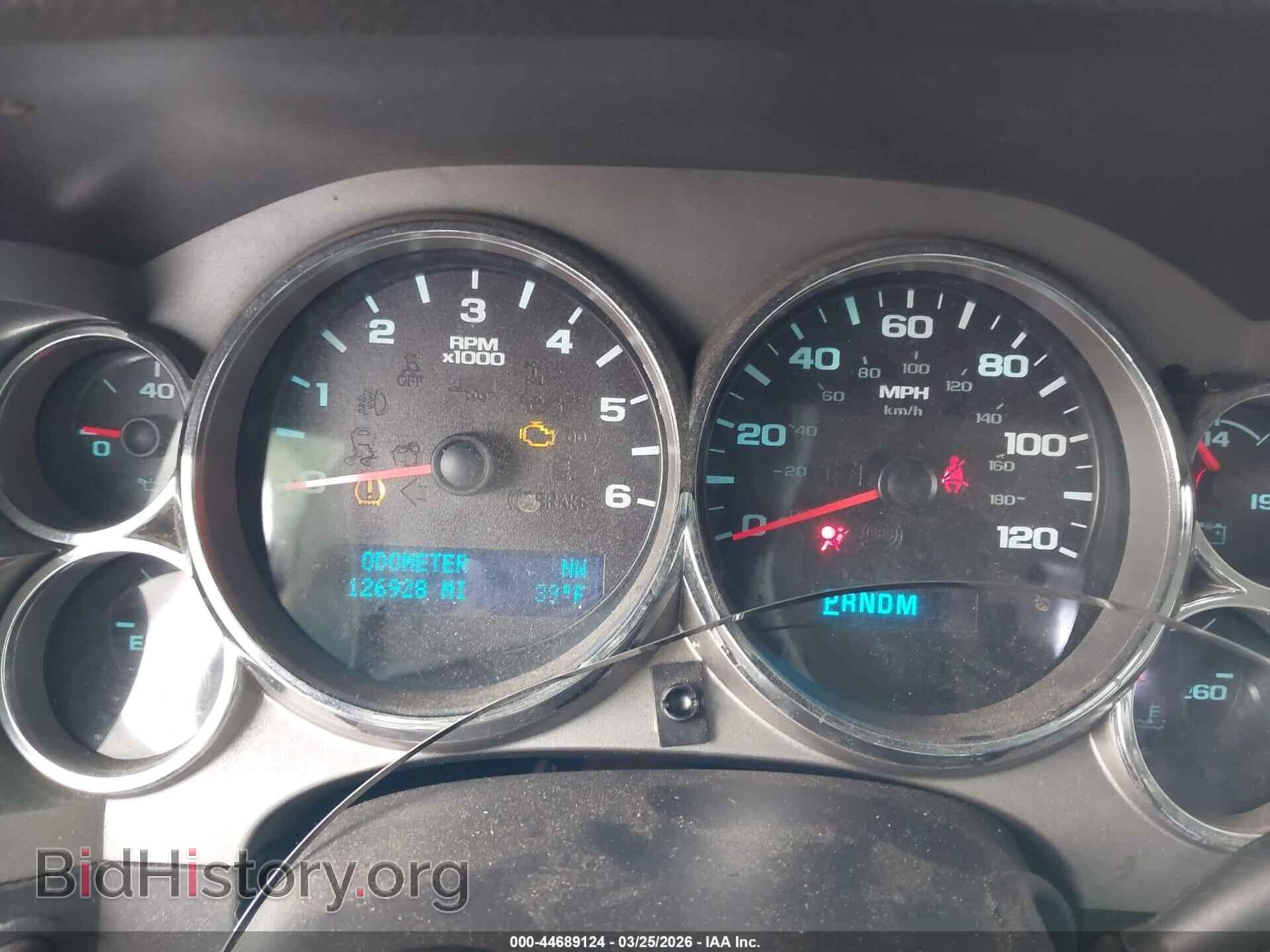2011 GMC SIERRA 1500 - VIN: 1GTR2VE35BZ226938 - Фото 7