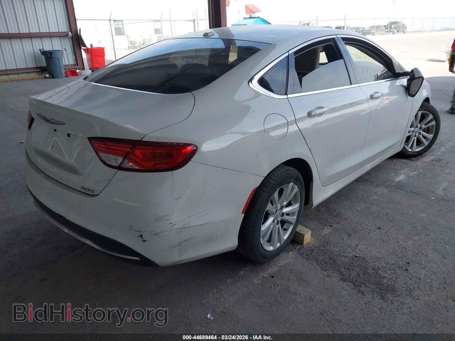2015 CHRYSLER 200 - VIN: 1C3CCCAB4FN641299 - Фото 4