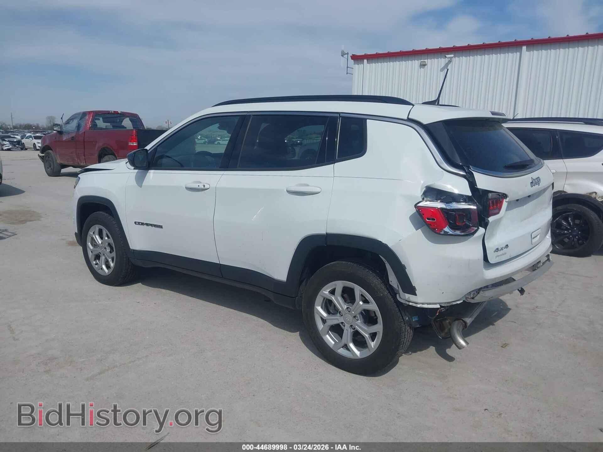 2024 JEEP COMPASS - VIN: 3C4NJDBN8RT105596 - Фото 3